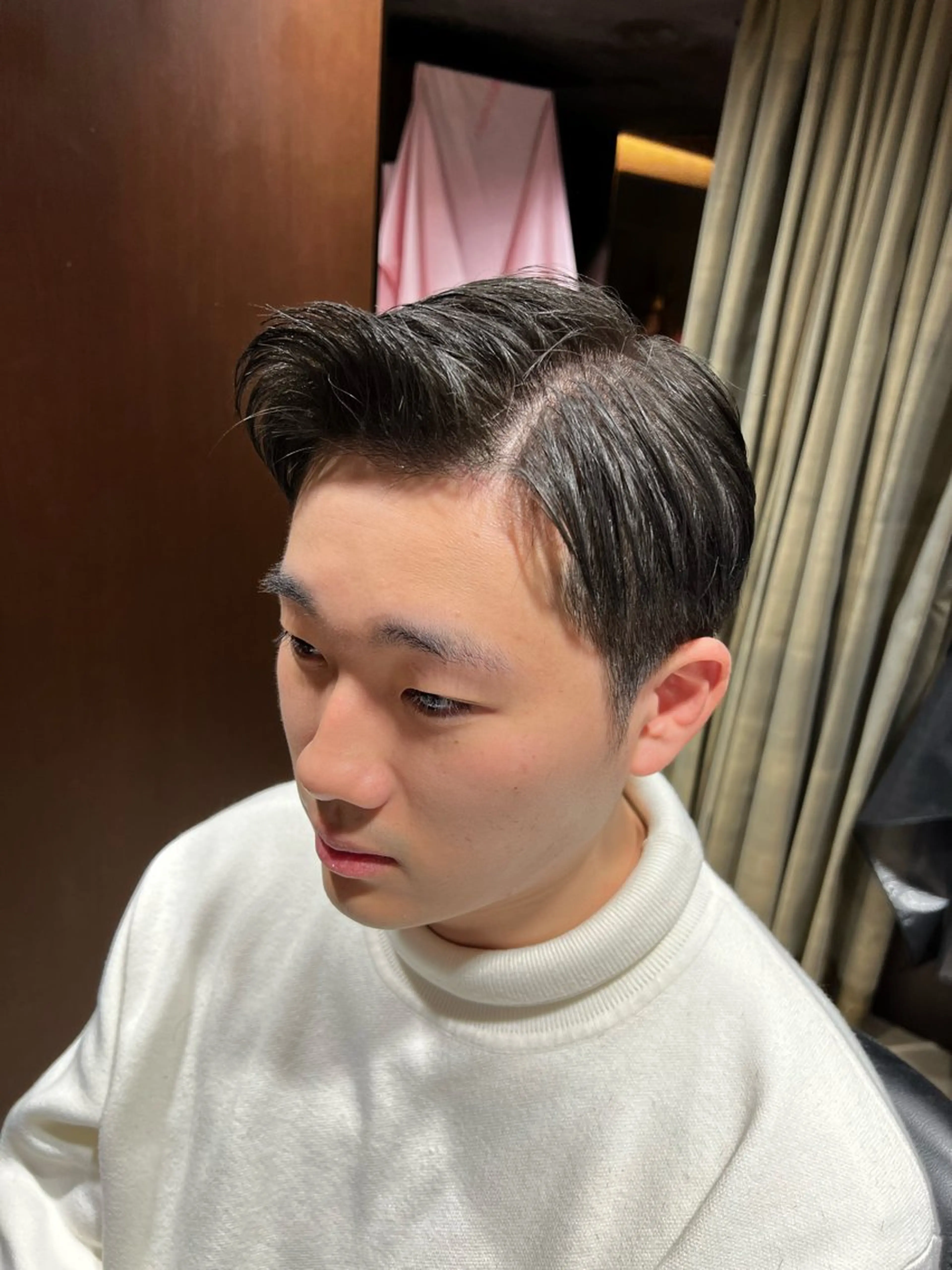 ミディアム 杉原 慶祐のヘアスタイル