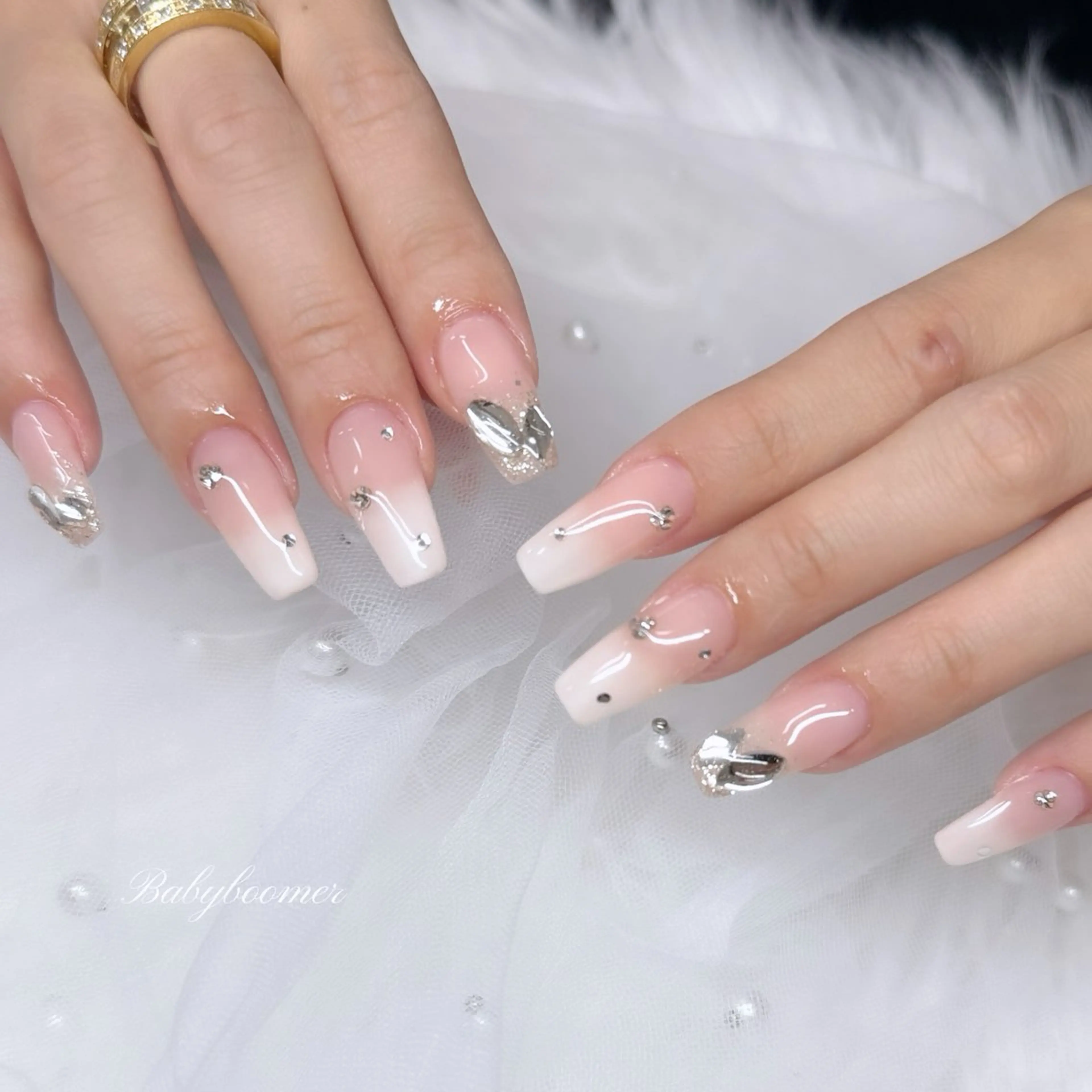 ネイル ハンドネイル UnFLAIR 麻布十番店🧸NAOのネイルデザイン