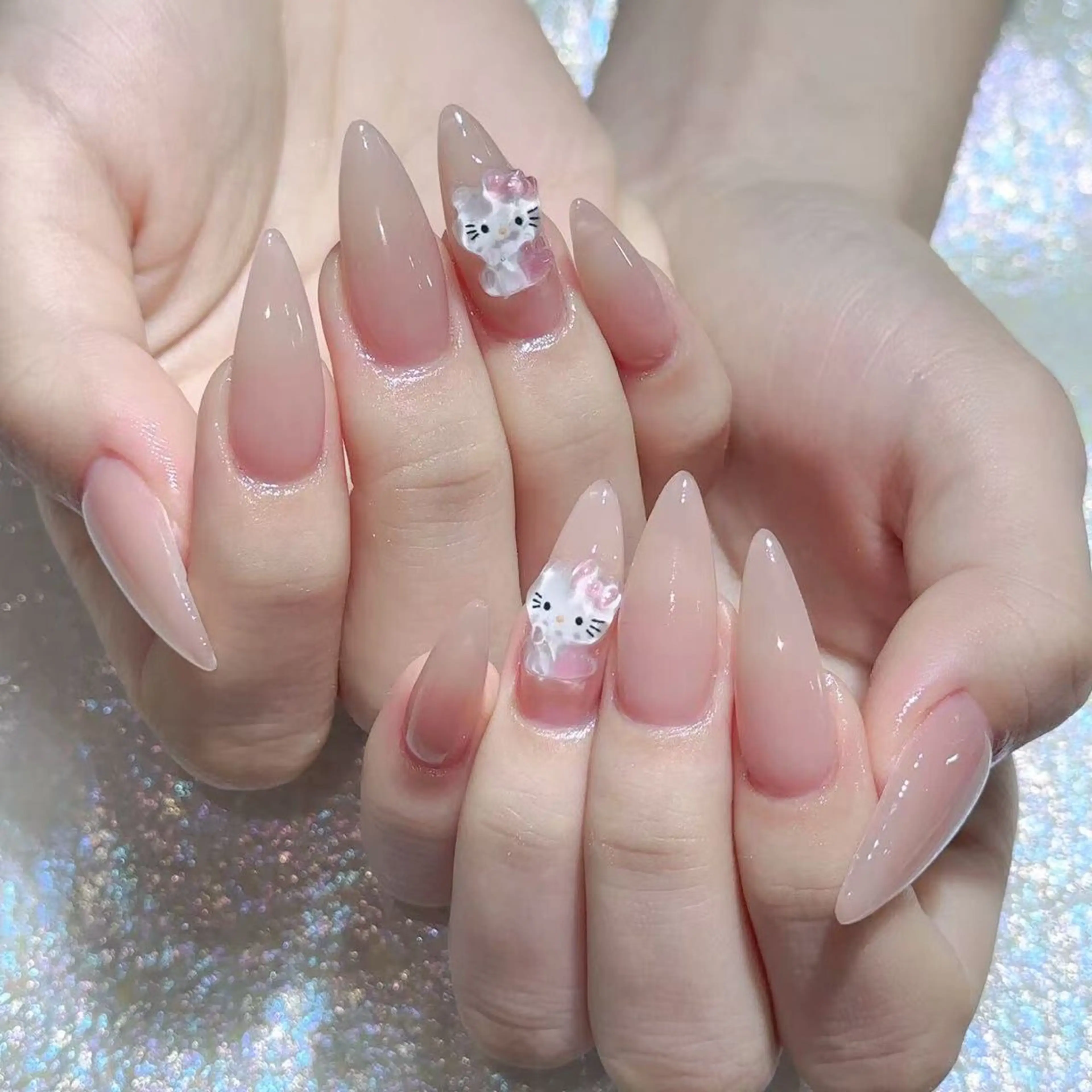 ネイル ハンドネイル Queens テイのネイルデザイン