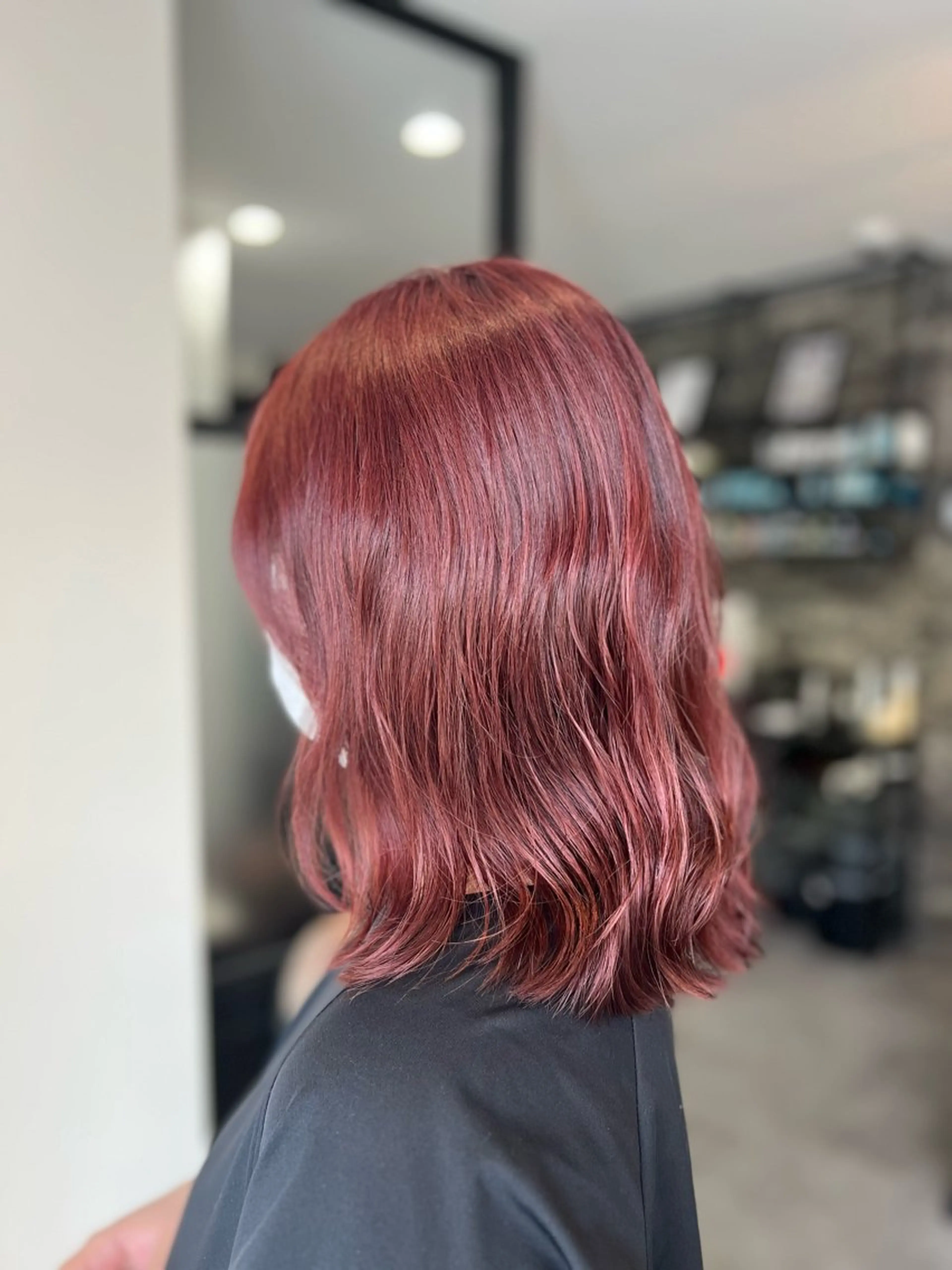 ミディアム カラー ブリーチ ダブルカラー ブリーチなしカラー ヘアカラー トリートメント Dia ‎ アキヨシ ミユのヘアスタイル