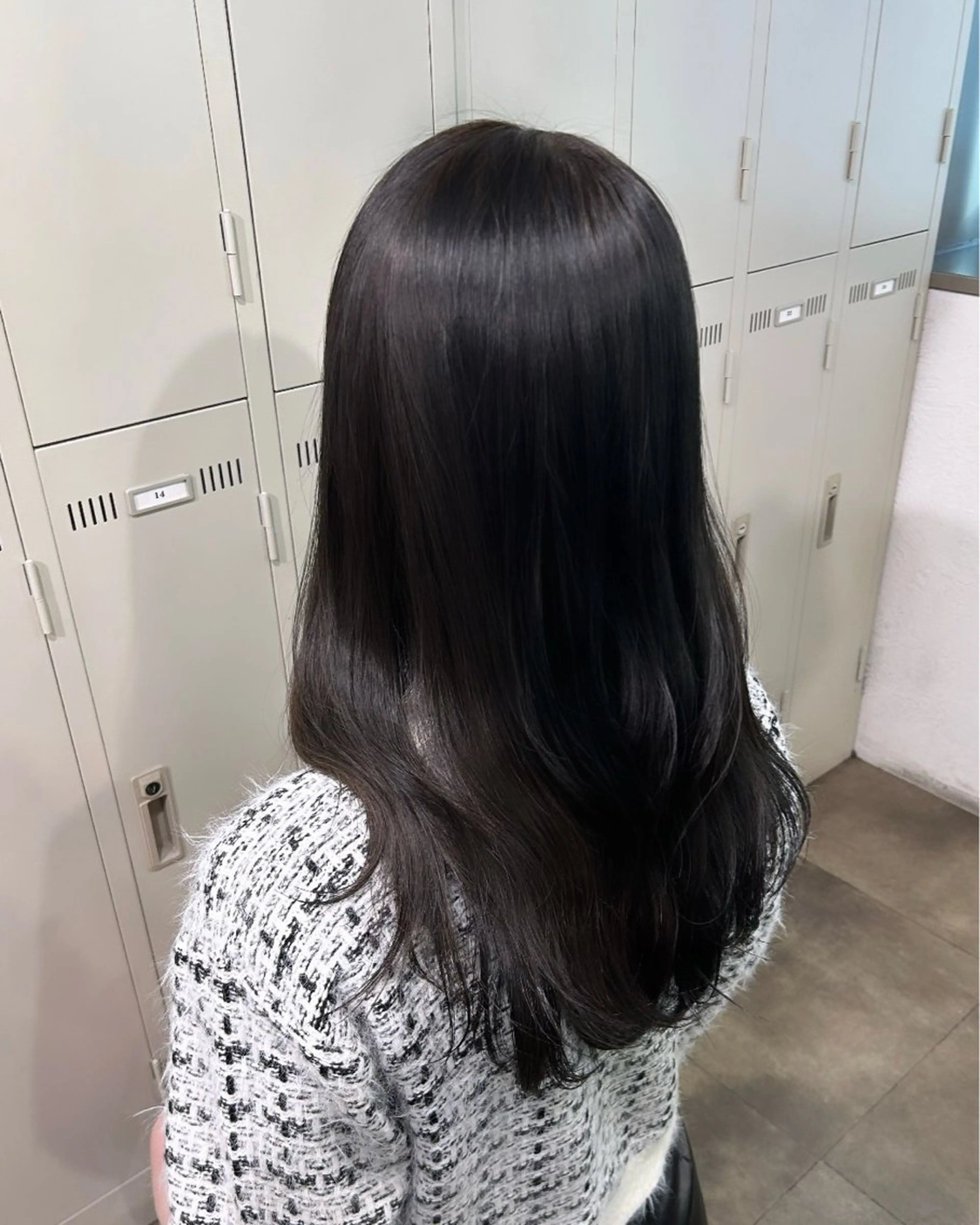 セミロング IS所属・横浜美容室/透明感 カラー/レイヤーのヘアスタイル