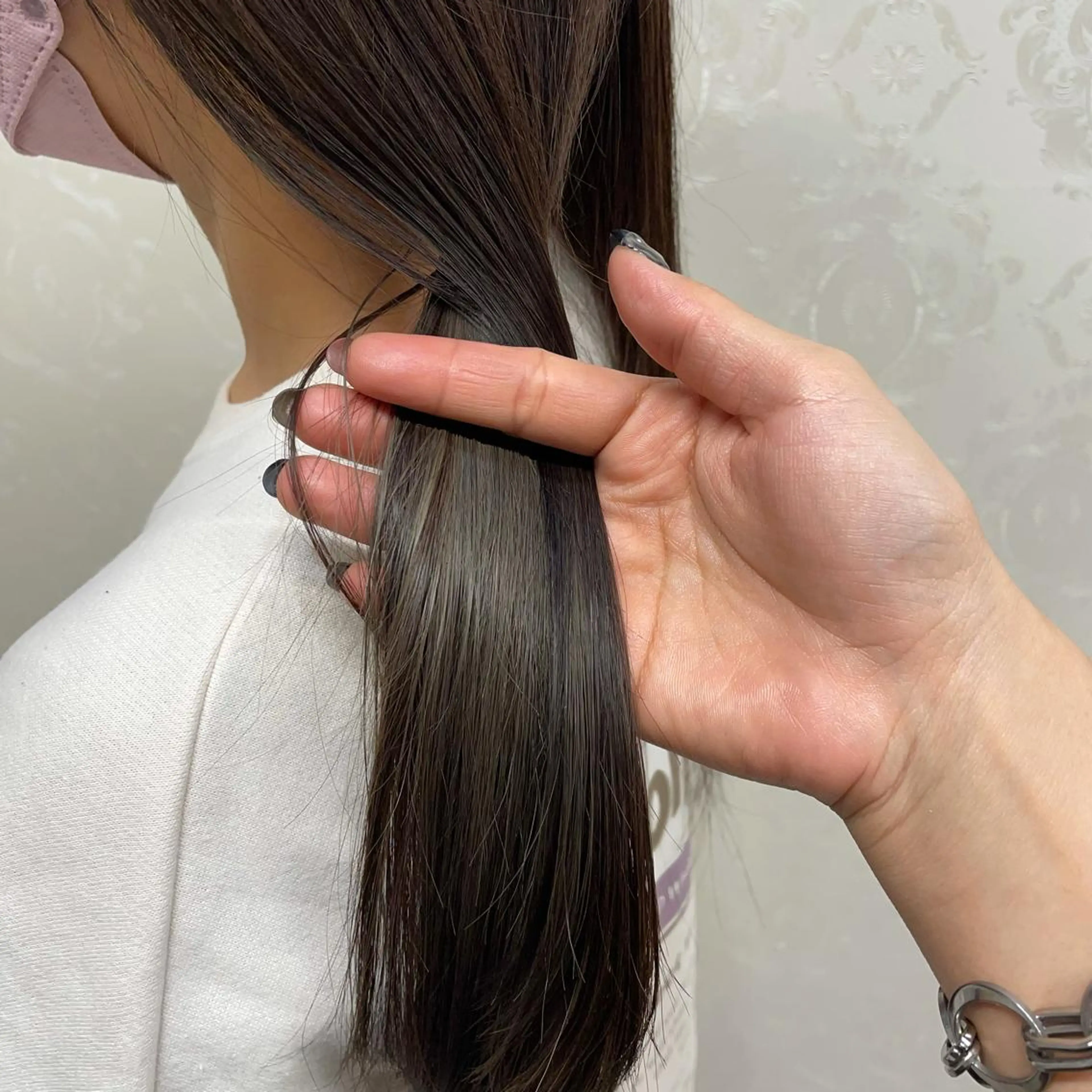 ロング カラー イヤリングカラー erina💖 CLUTCH天王寺のヘアスタイル