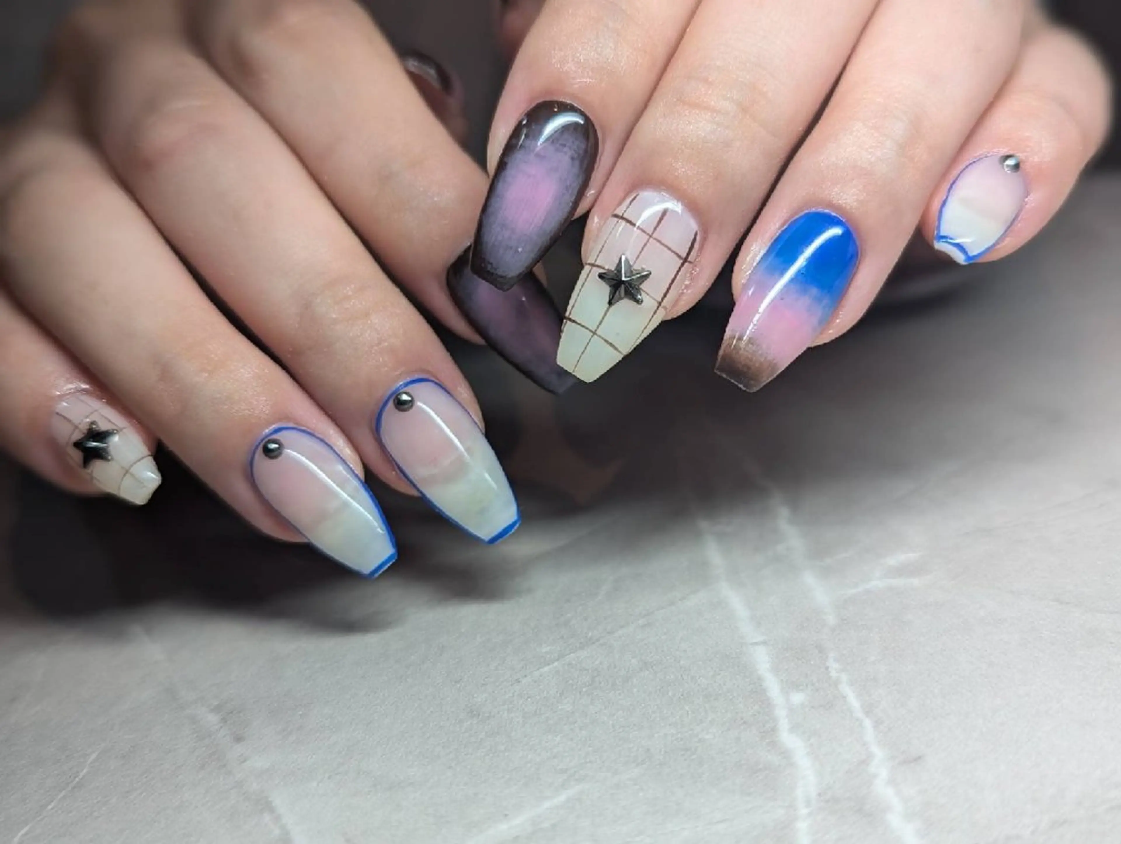 ネイル ハンドネイル Nailsalon BEeR。のネイルデザイン