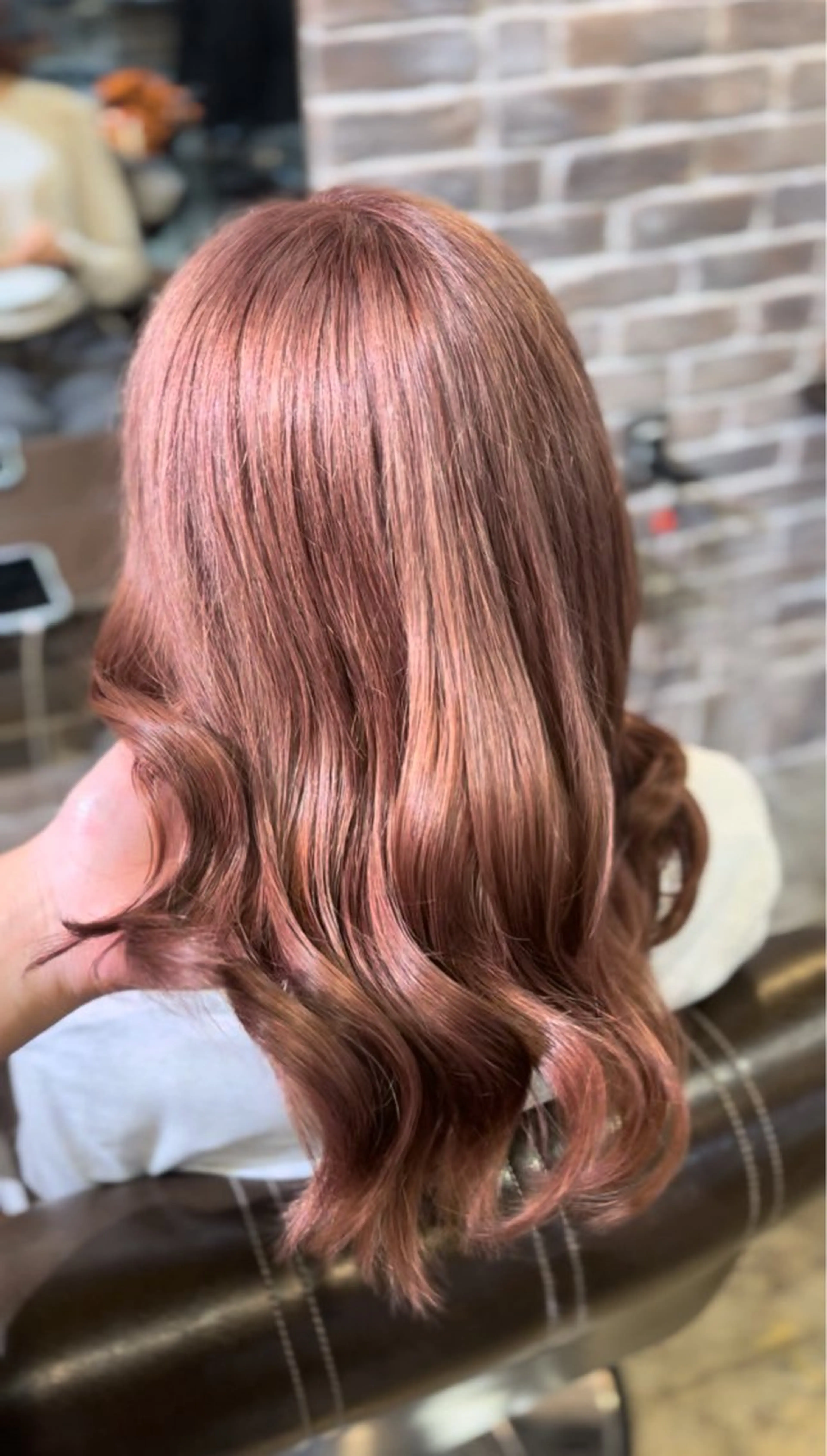 ミディアム メンズパーマ/透明感 カラー/徳田真緒のヘアスタイル