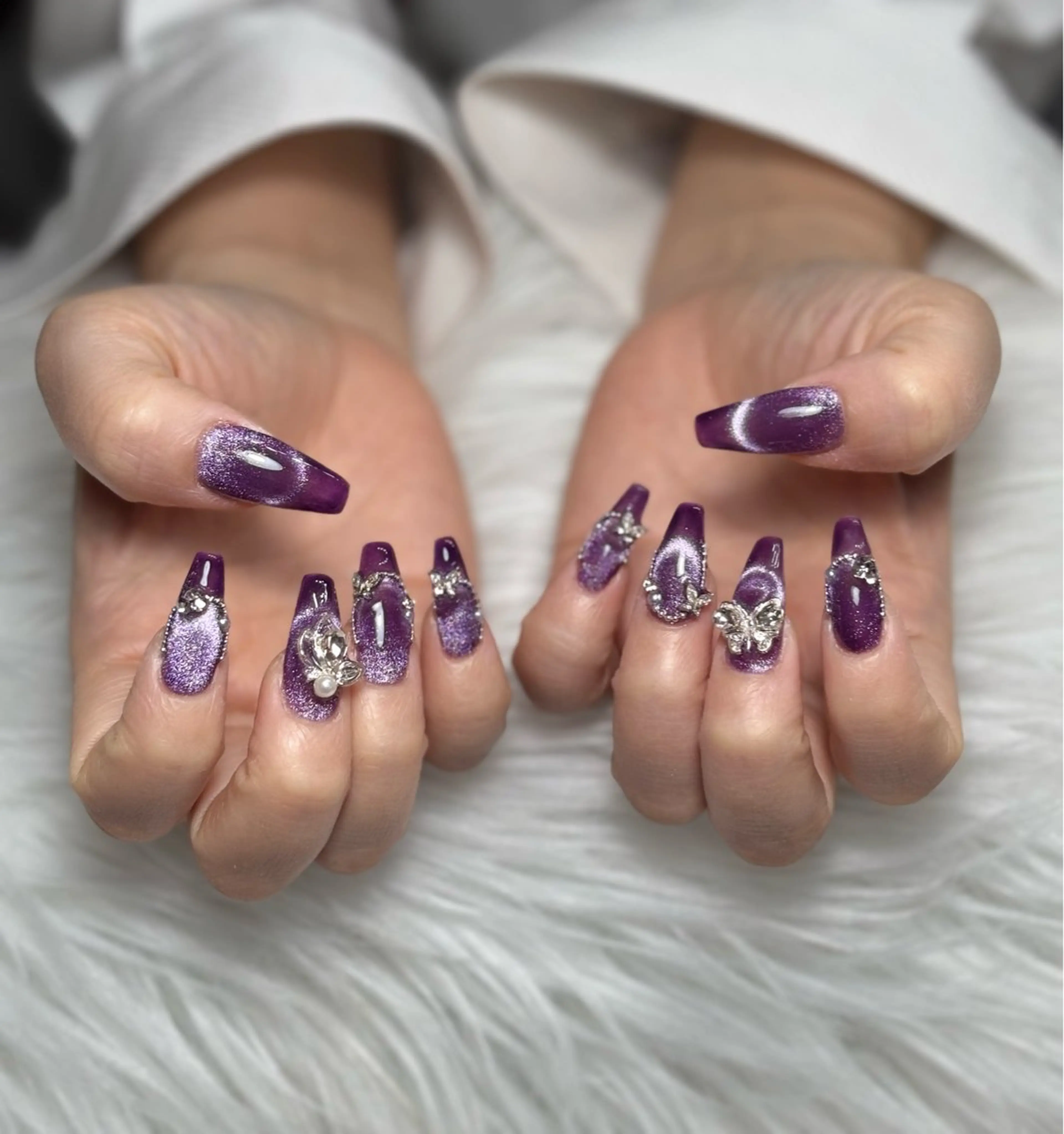 ネイル アートネイル 長さ出し ジェルネイル マグネットネイル ニュアンスネイル なな_ CloudyChanのネイルデザイン