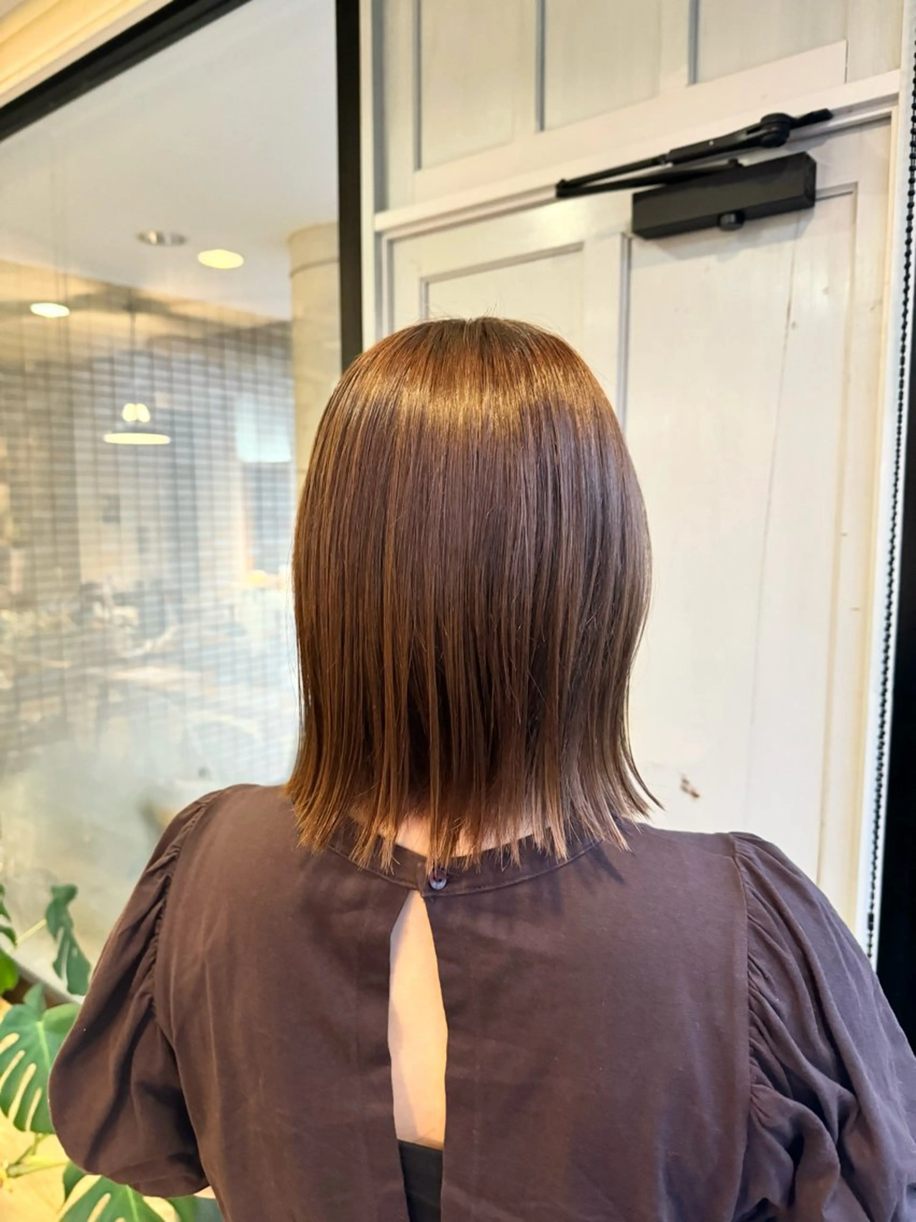 ミディアム カラー アッシュ ヘアカラー トリートメント ツキダテ ユイのヘアスタイル