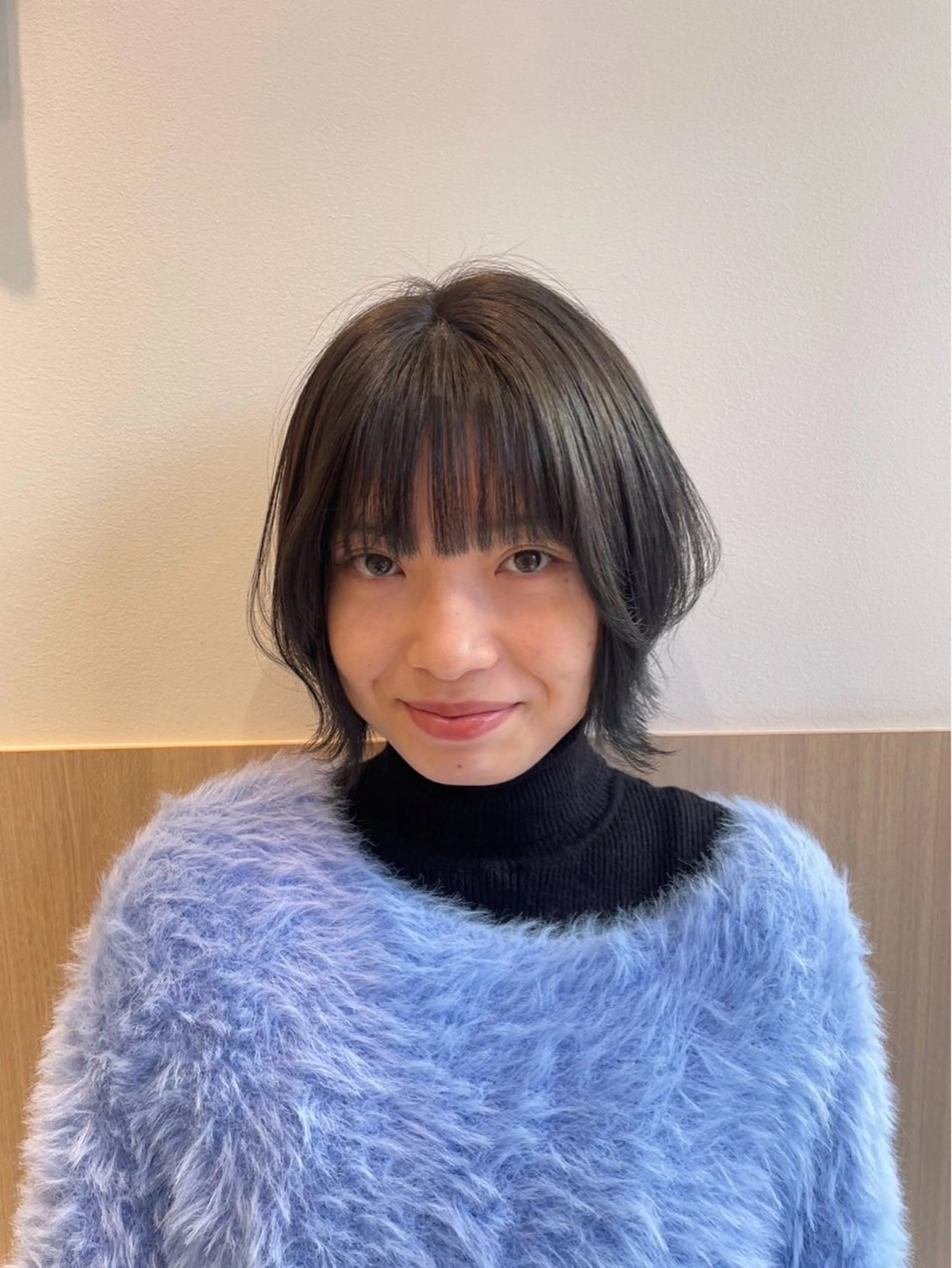 ショート カット ヘアカラー トリートメント 🔆艶髪トレンドヘア YUZU🪸のヘアスタイル