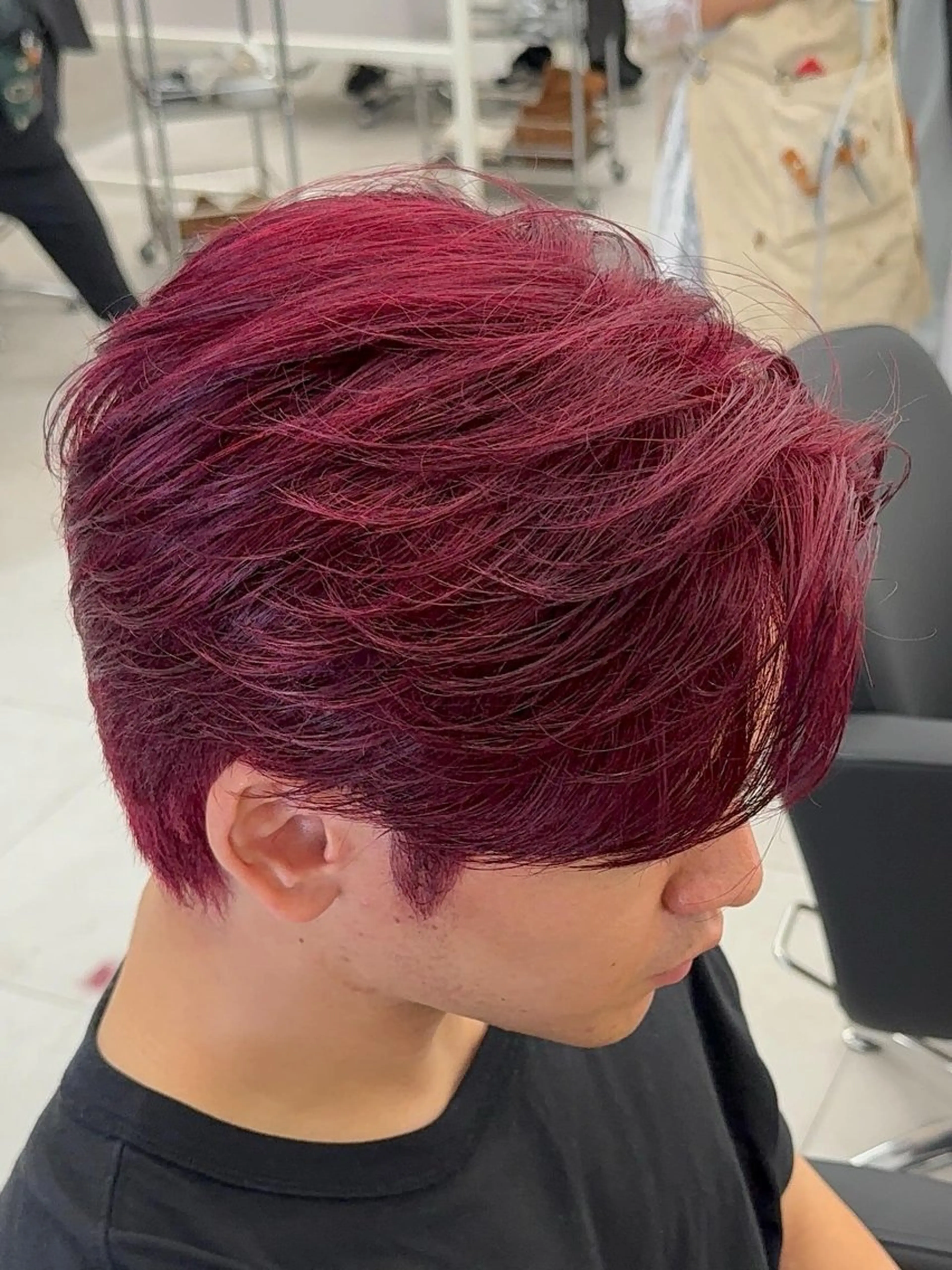 ショート メンズ メンズハイトーン カット ヘアカラー トリートメント ブリーチカラー/ ワンカラー/有馬琉翔のヘアスタイル