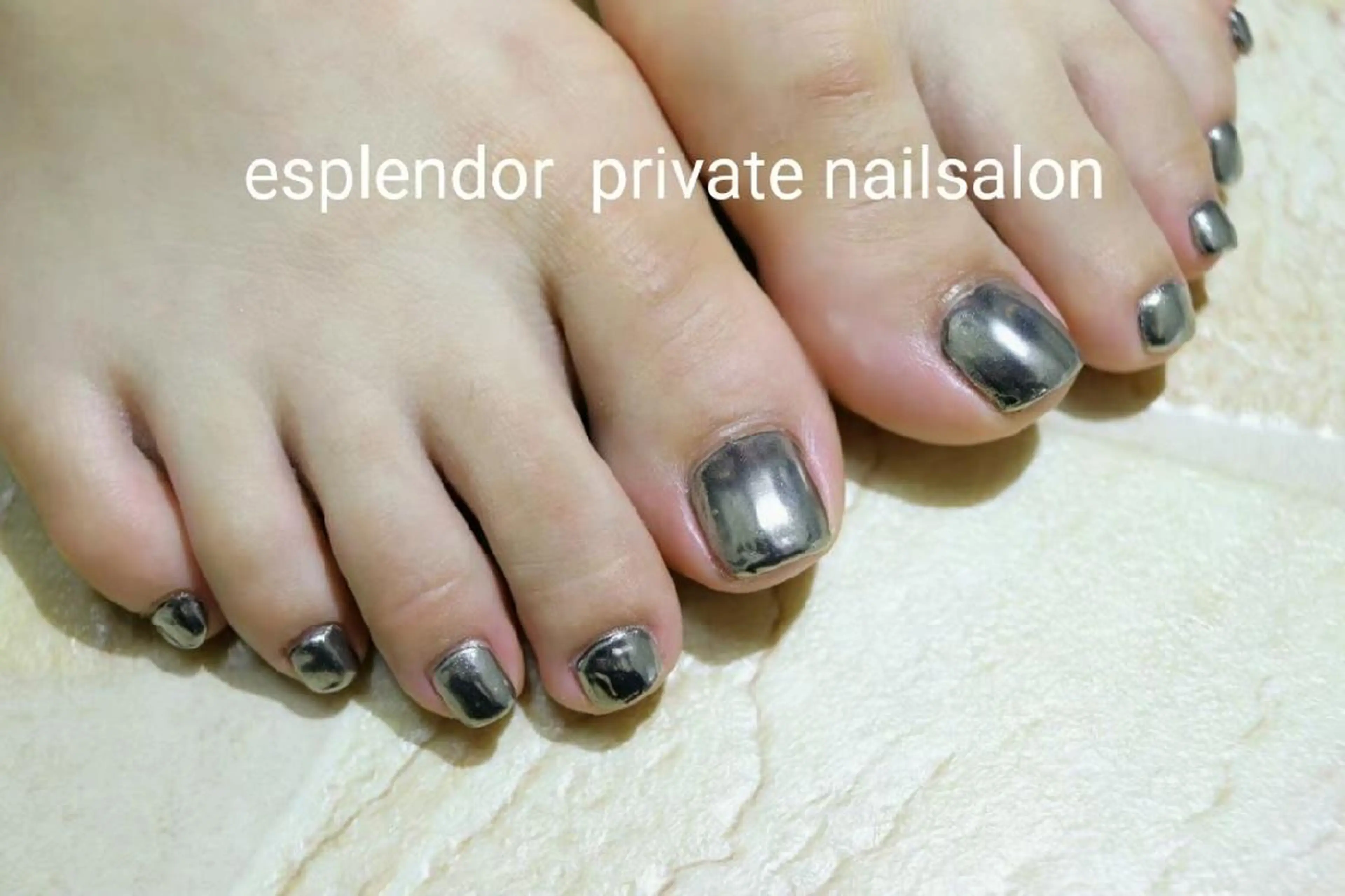 ネイル ミラーネイル ワンカラーネイル esplendor  エスプレンドル所属・esplendor  エスプレンドルのネイルデザイン