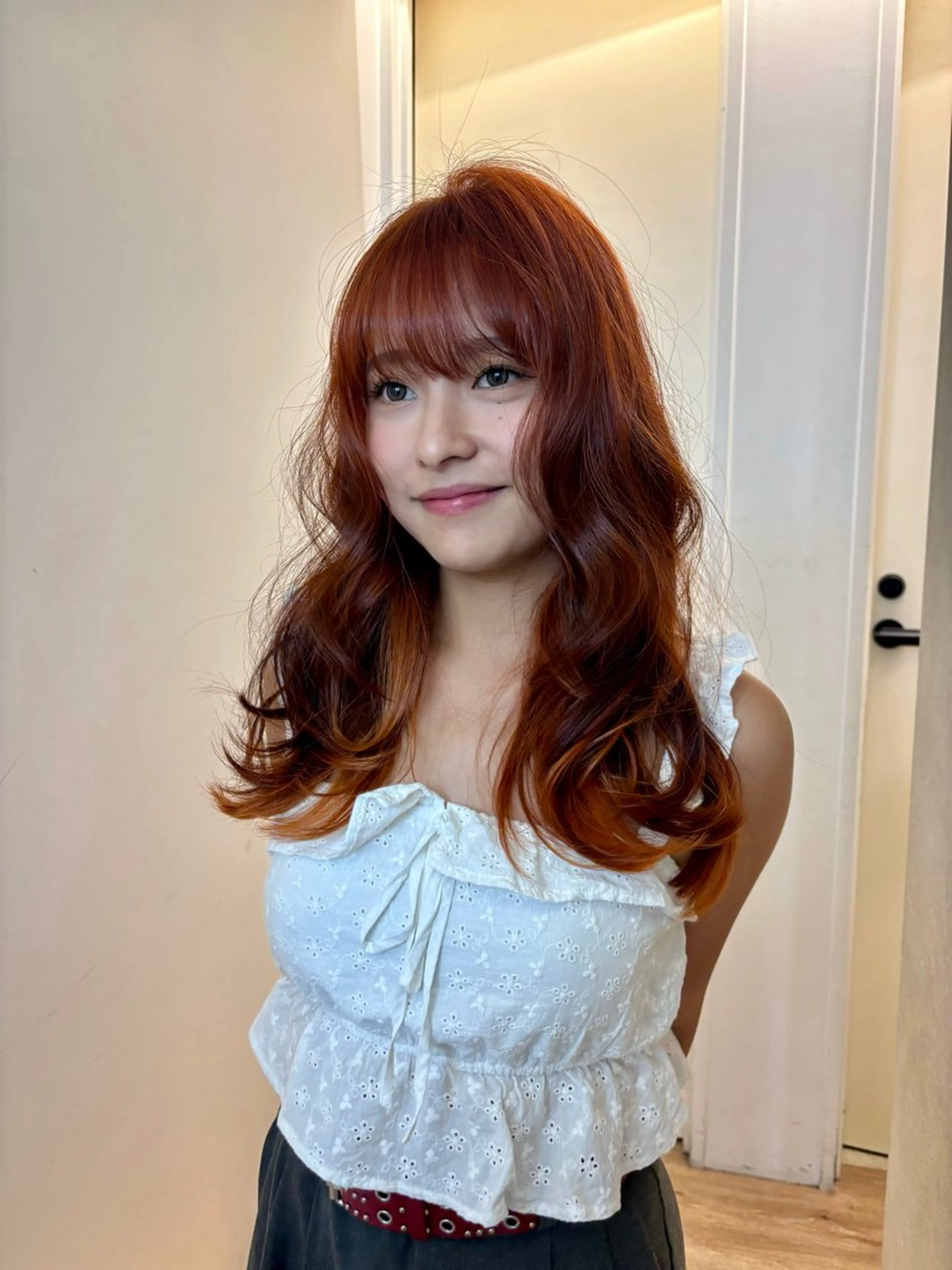 セミロング ヘアカラー ハイトーン/レイヤー nail 百咲💌のヘアスタイル