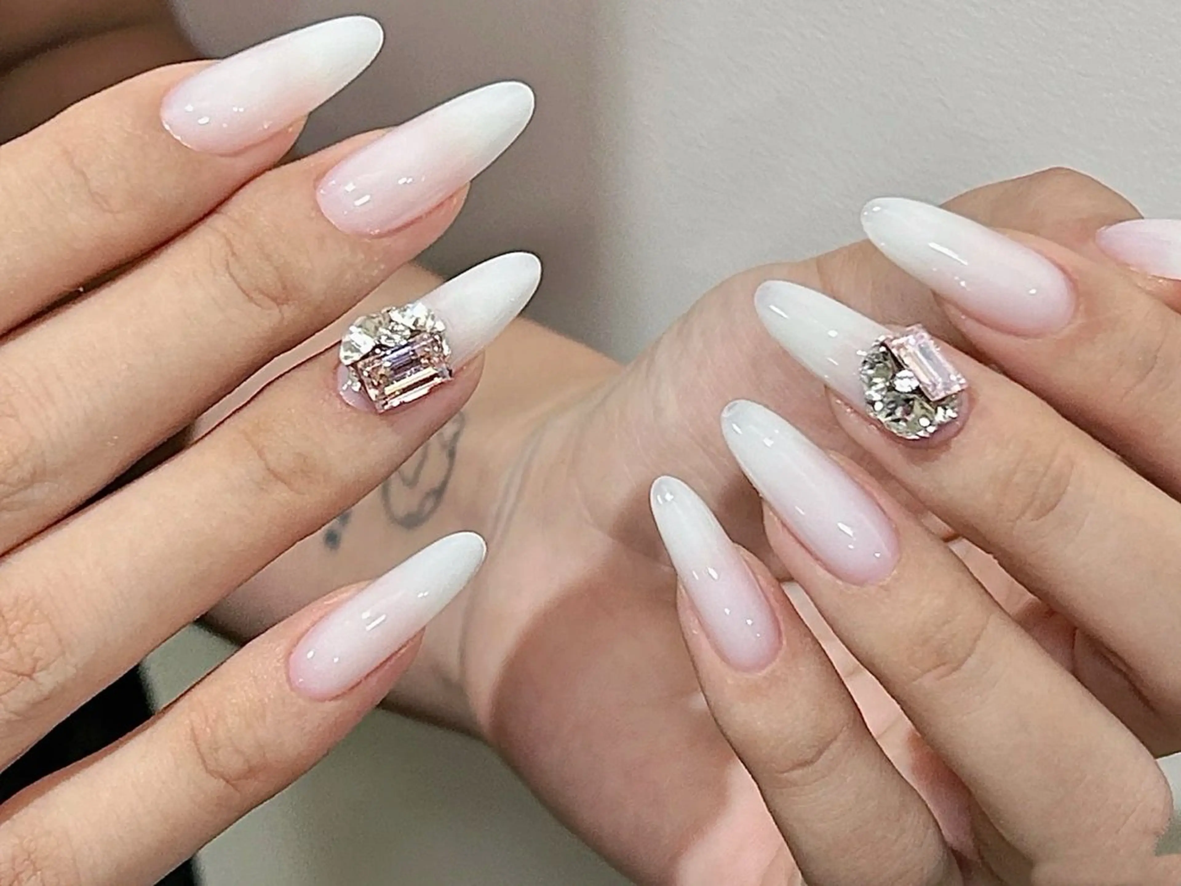 ネイル ハンドネイル 🎀YULI_ Nail 🎀新宿店のネイルデザイン