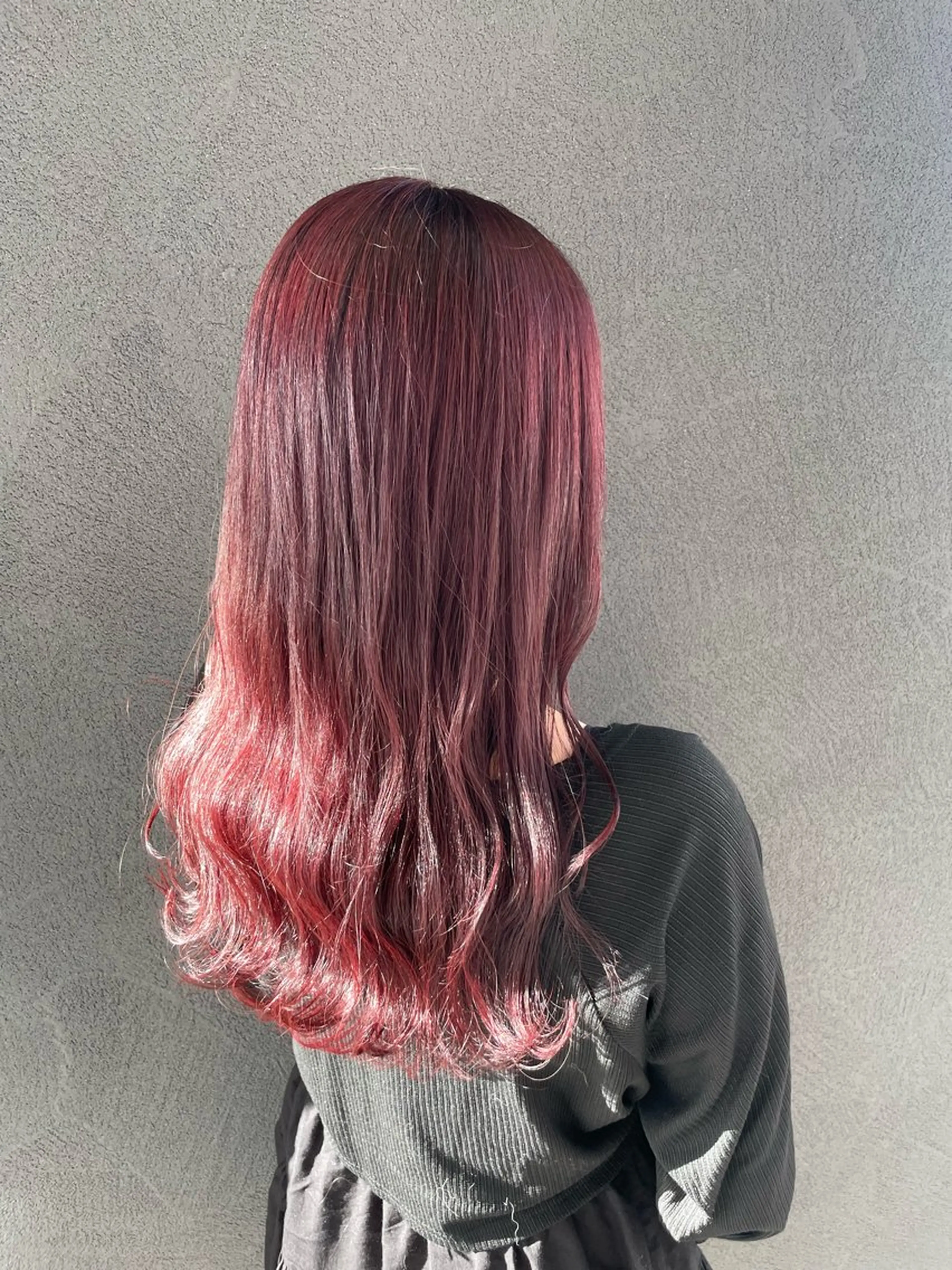 カラー ニシノ フウカのヘアスタイル