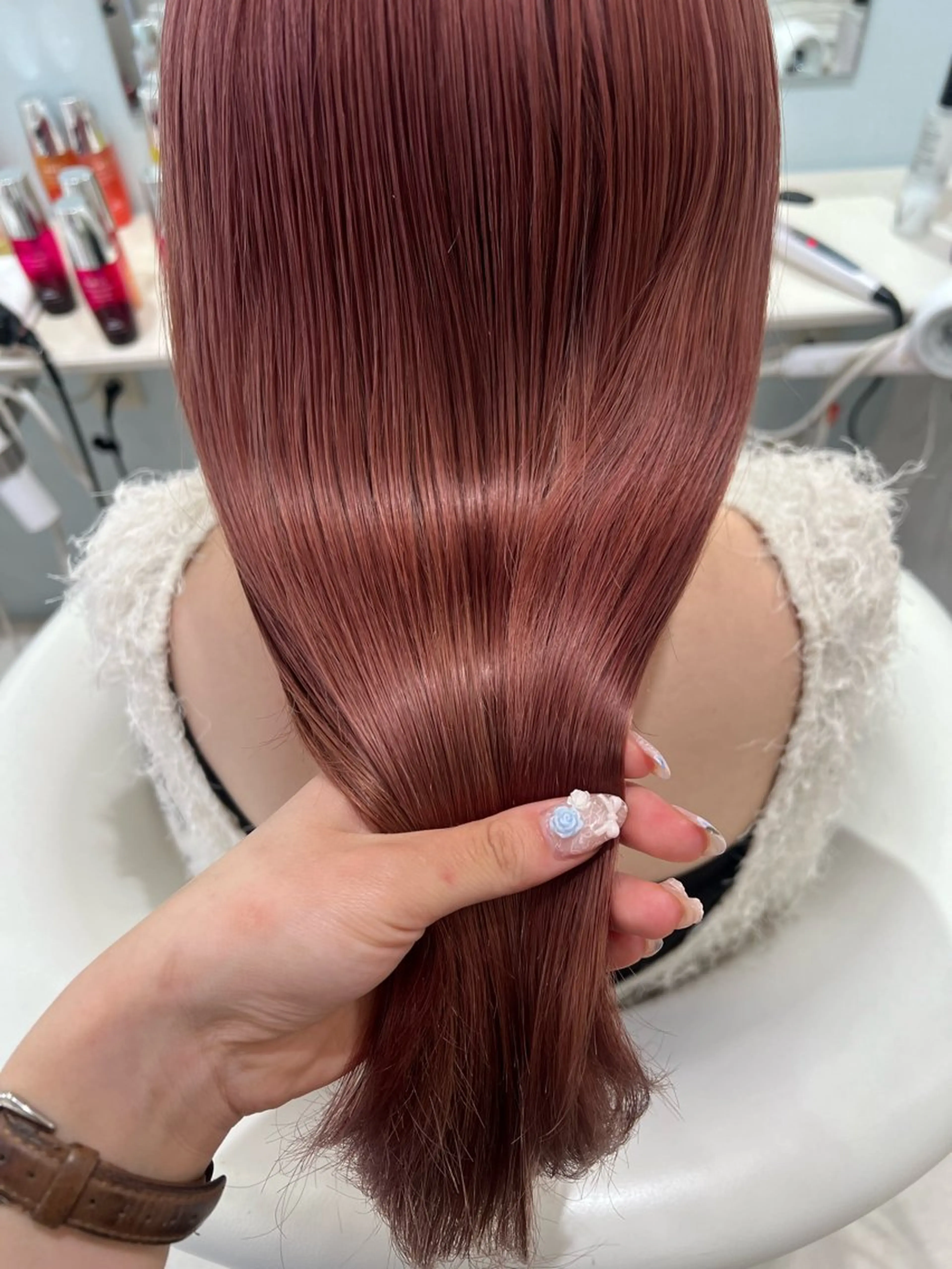 セミロング カラー ParveMix 楠本結菜のヘアスタイル