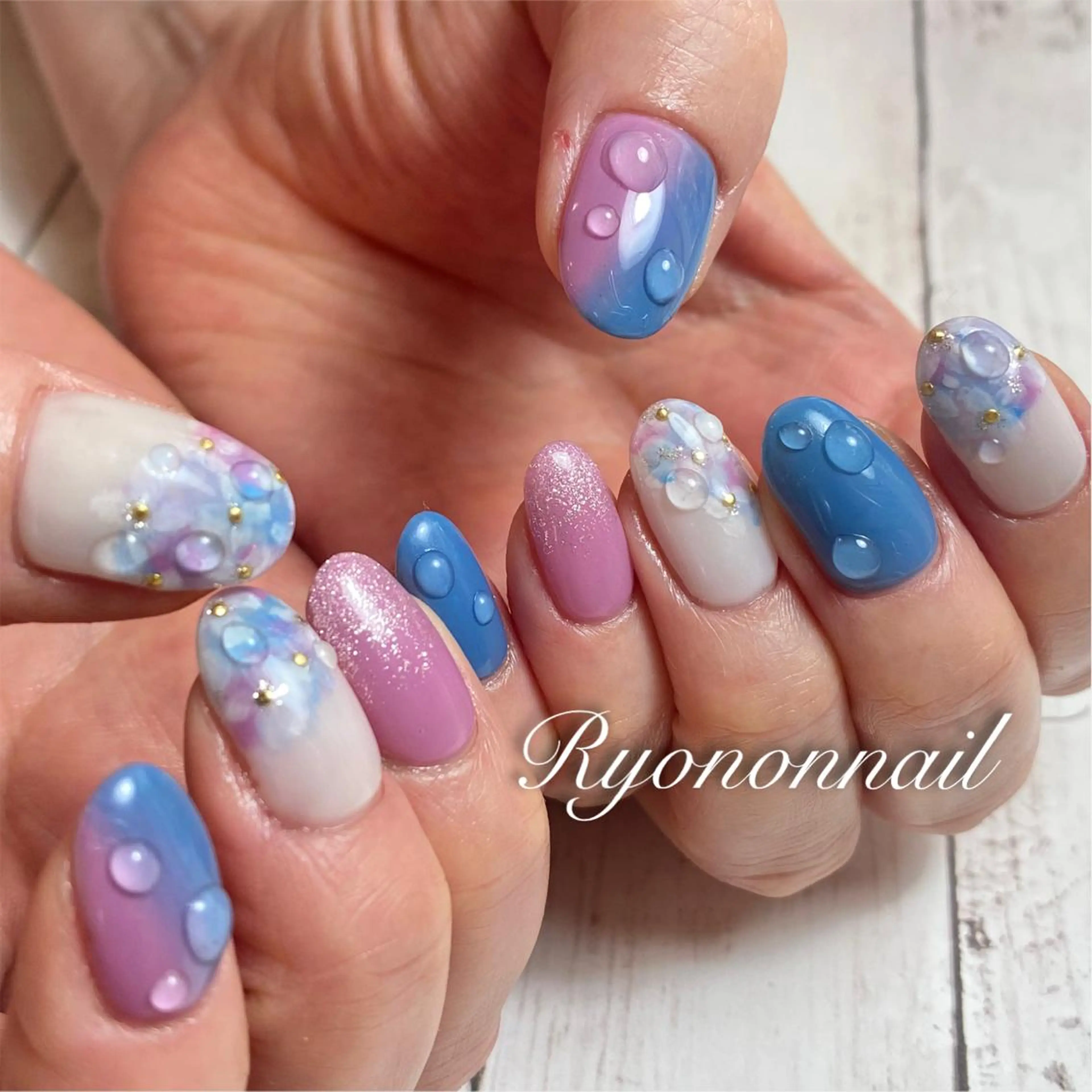 ネイル アートネイル Ryononnail(リョノンネイル)所属・Ryononnail 上谷典子のネイルデザイン