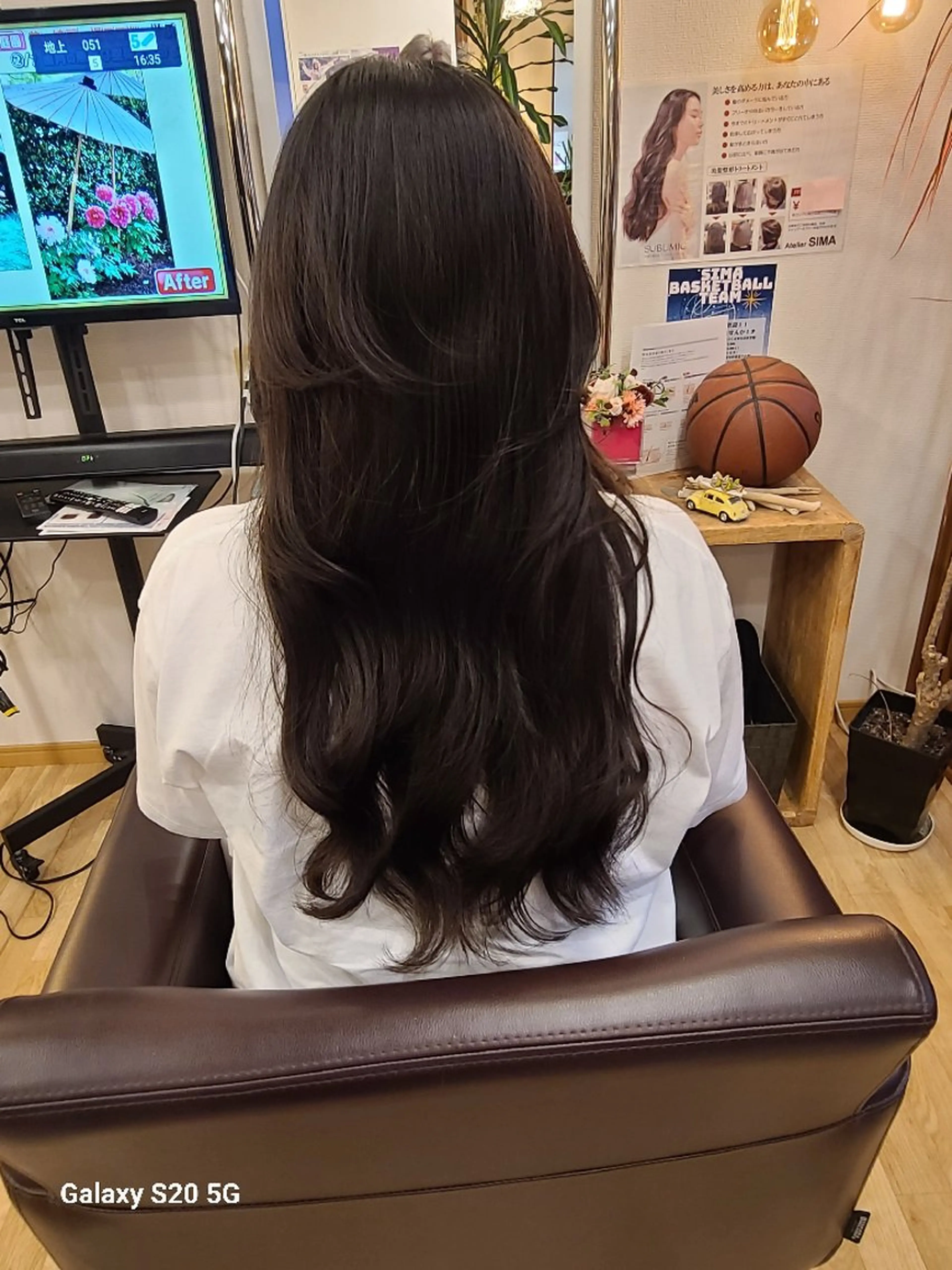 パーマ ロング シ マのヘアスタイル