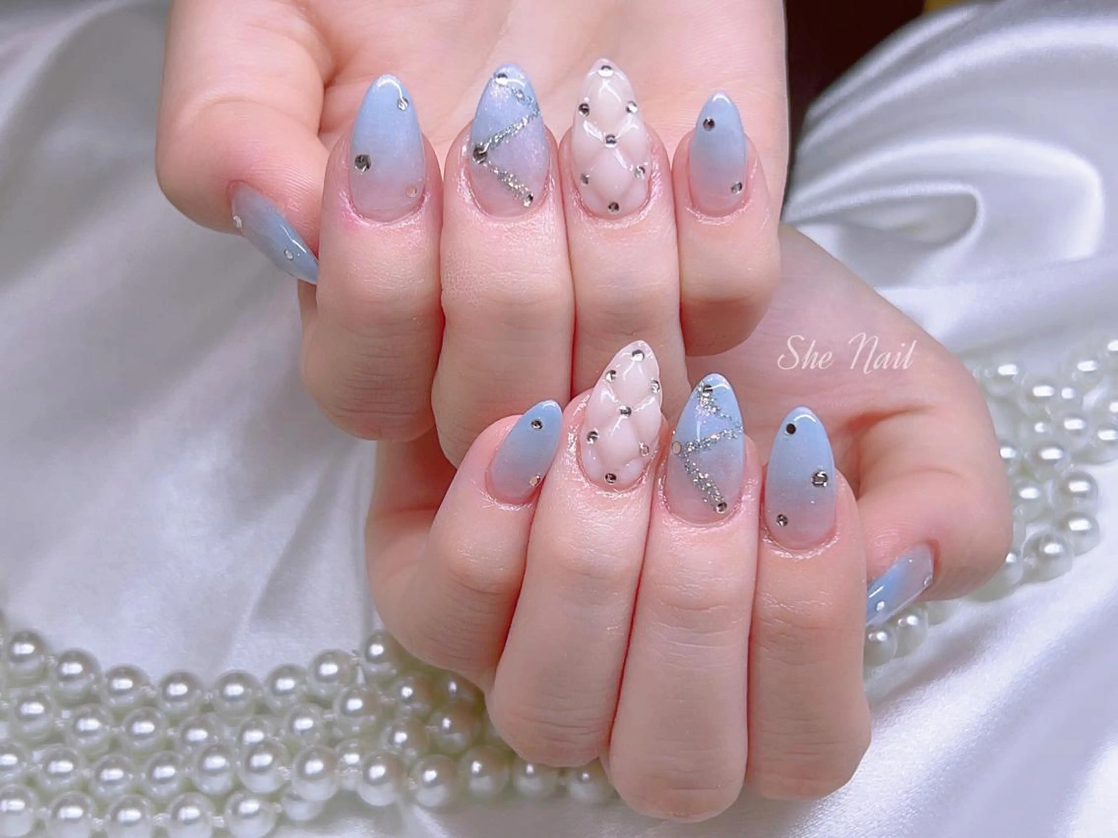 ネイル チークネイル 長さ出し マグネットネイル 持ち込み ワンカラーネイル ハンドネイル She   Nail所属・ISA_ BELLAのネイルデザイン