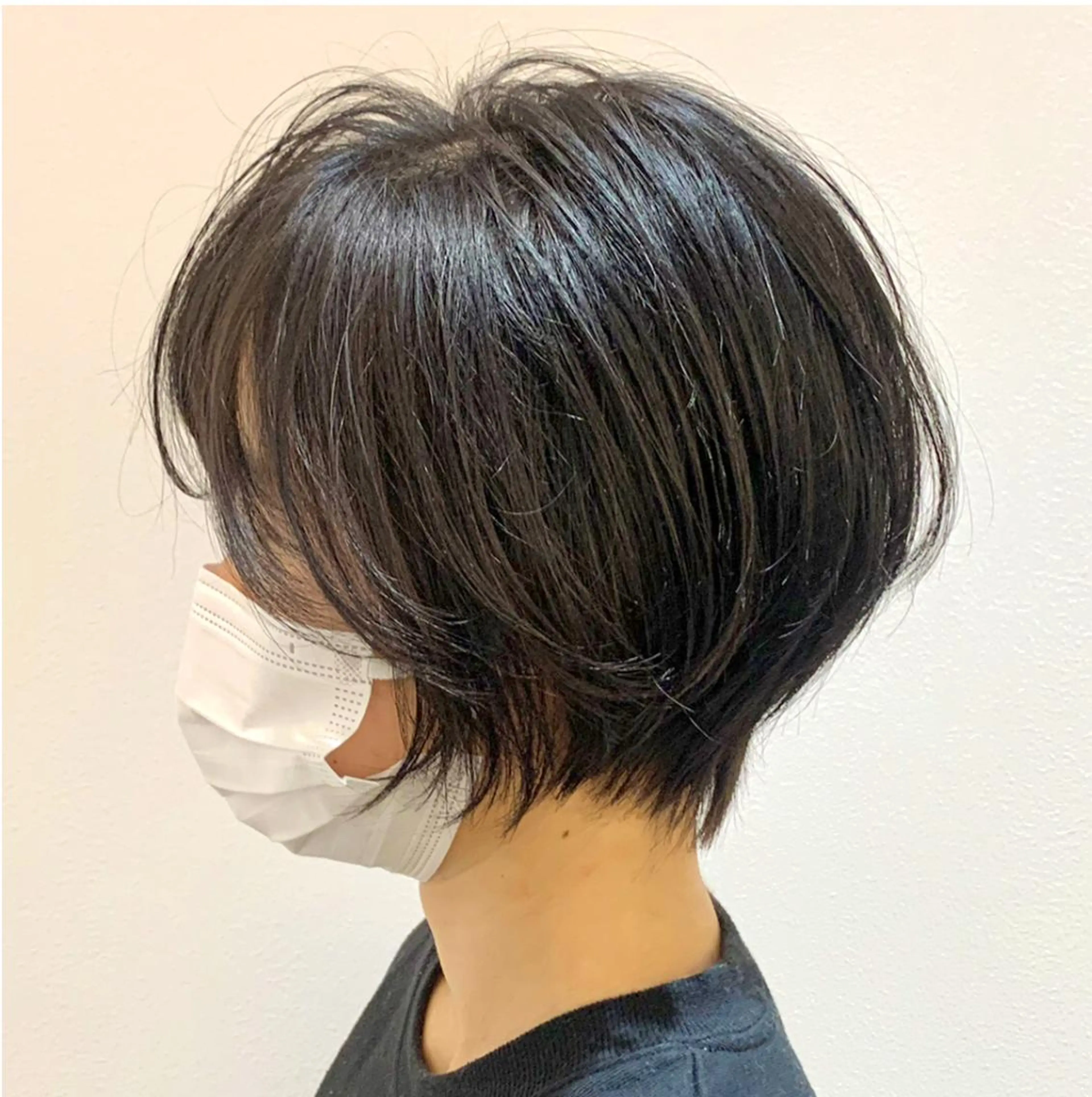 ショート カラー カット ヘアカラー トリートメント tasty priv ate gardenのヘアスタイル