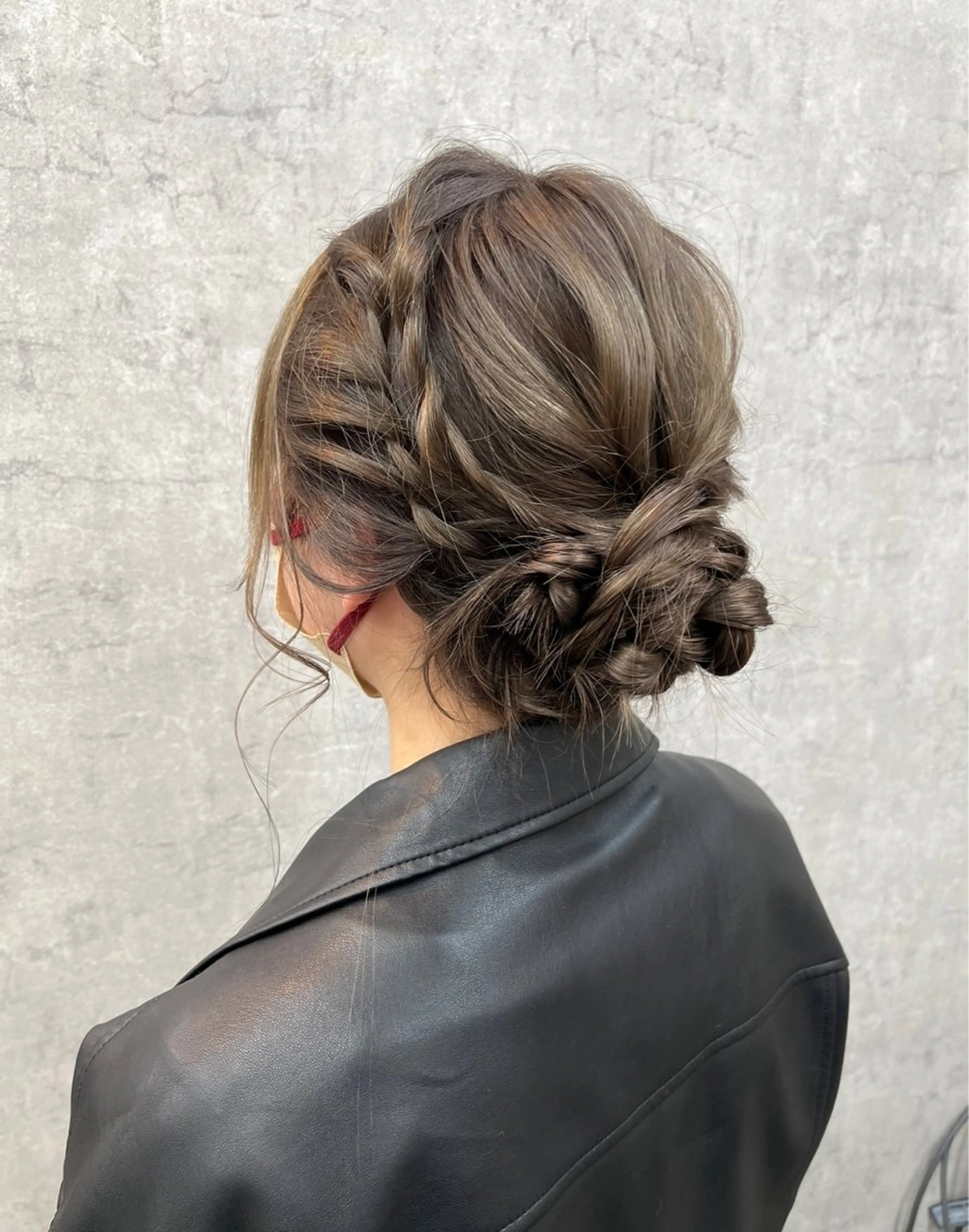 ロング 松尾 伊純のヘアスタイル