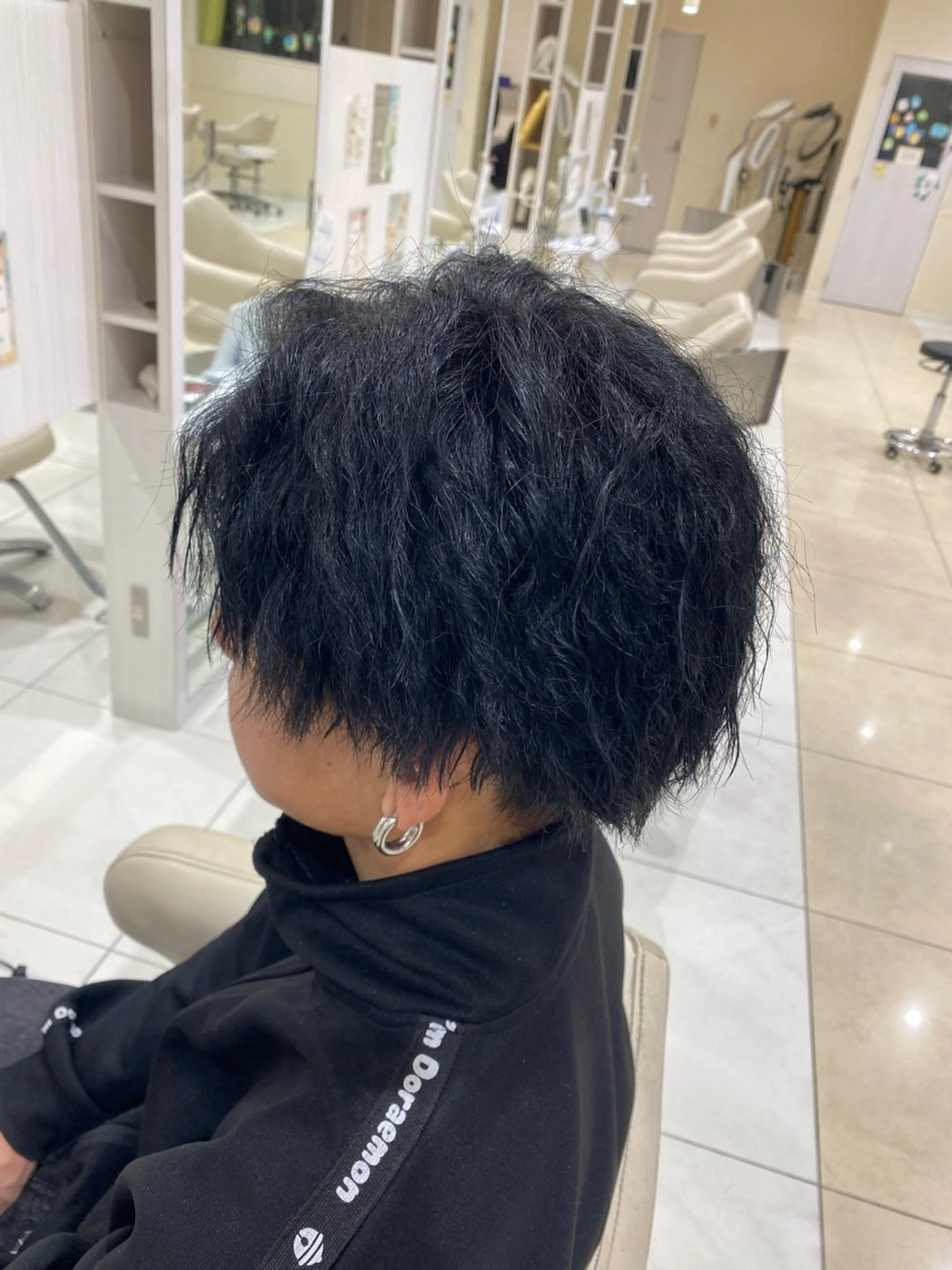 カラー パーマ メンズ 中山 愛美莉のヘアスタイル