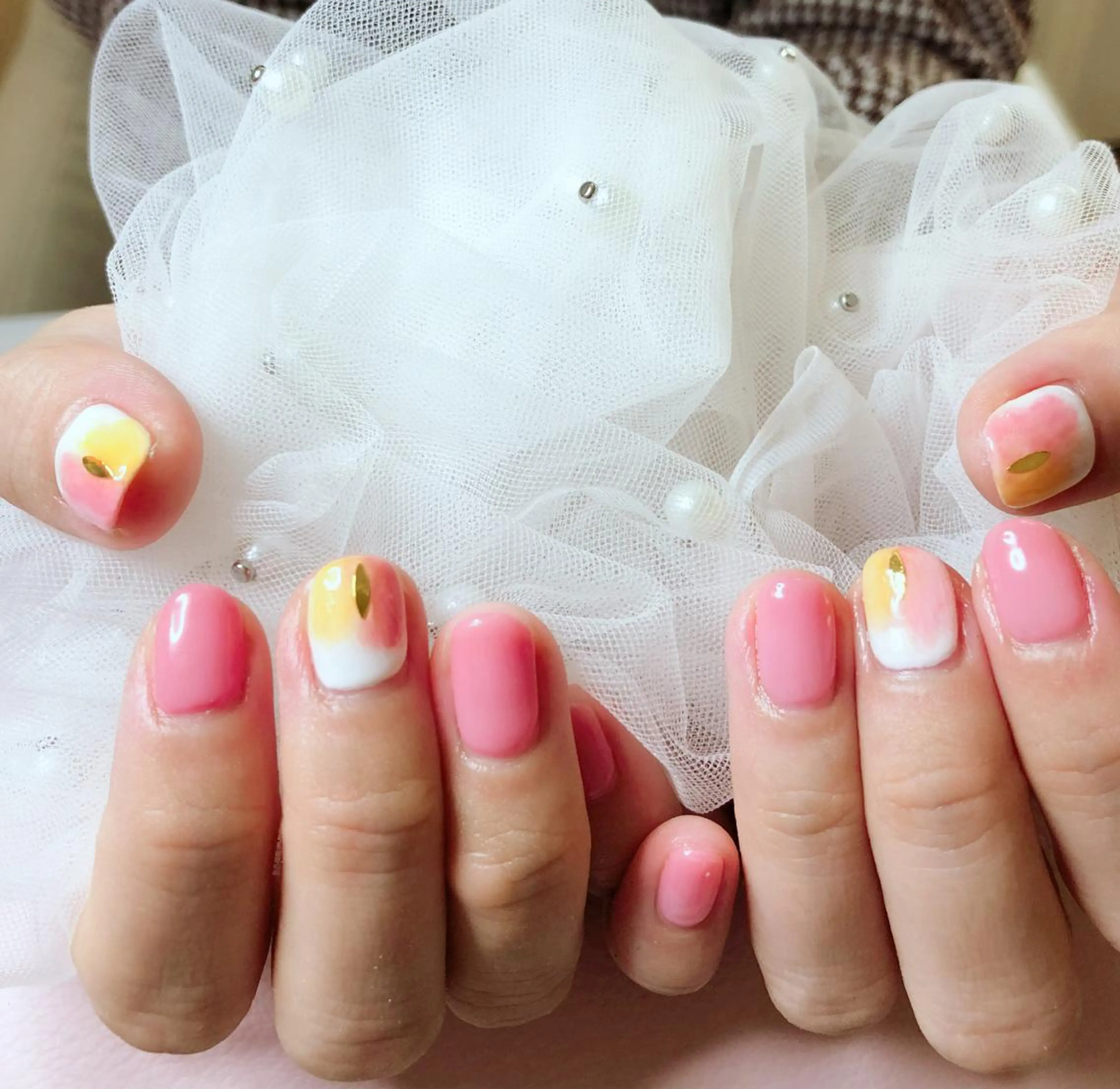 ネイル ハンドネイル マジックミラー所属・マジック ミラーのネイルデザイン