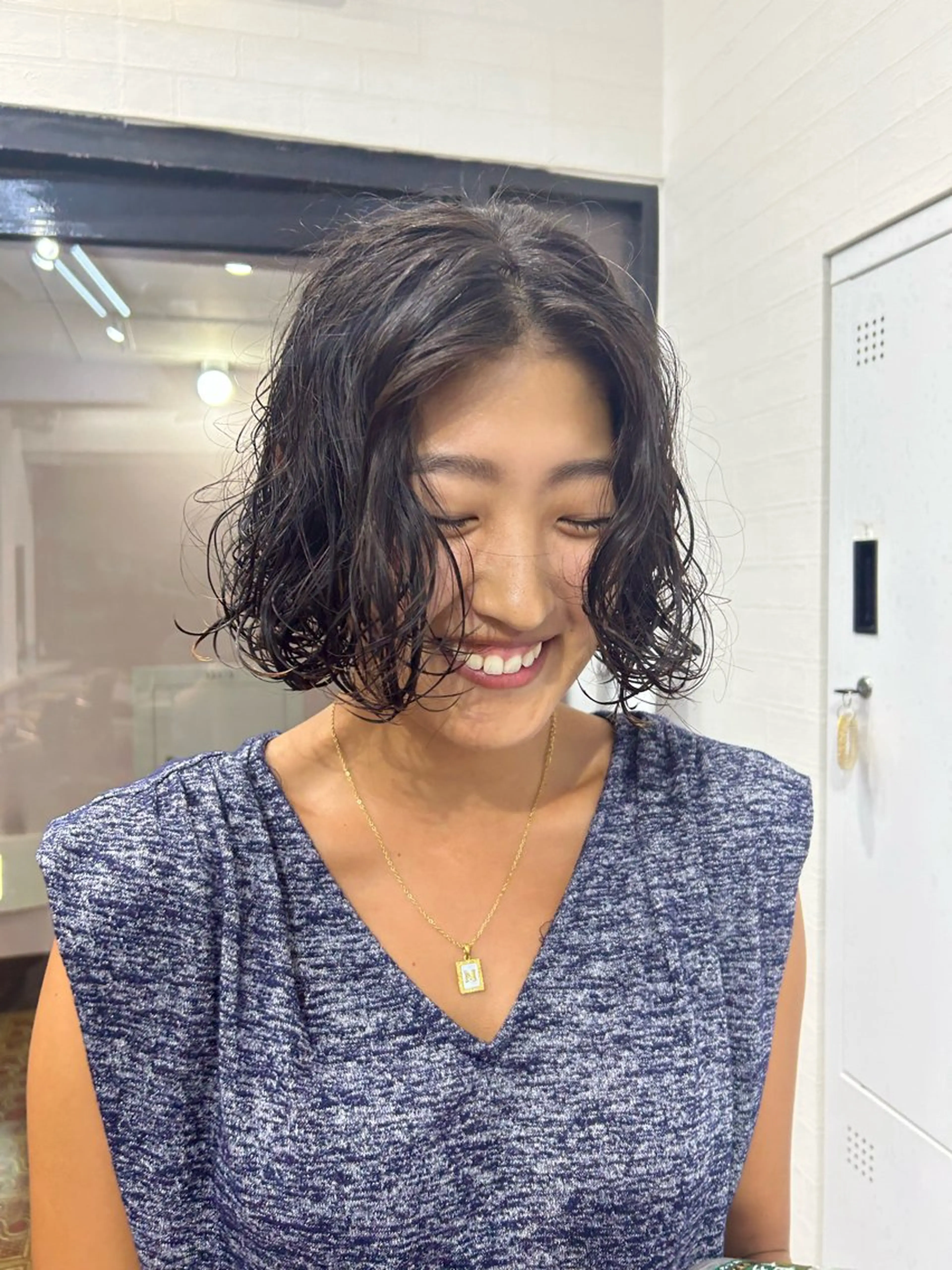 ショート パーマ Yui. ハイトーン/パーマ/のヘアスタイル