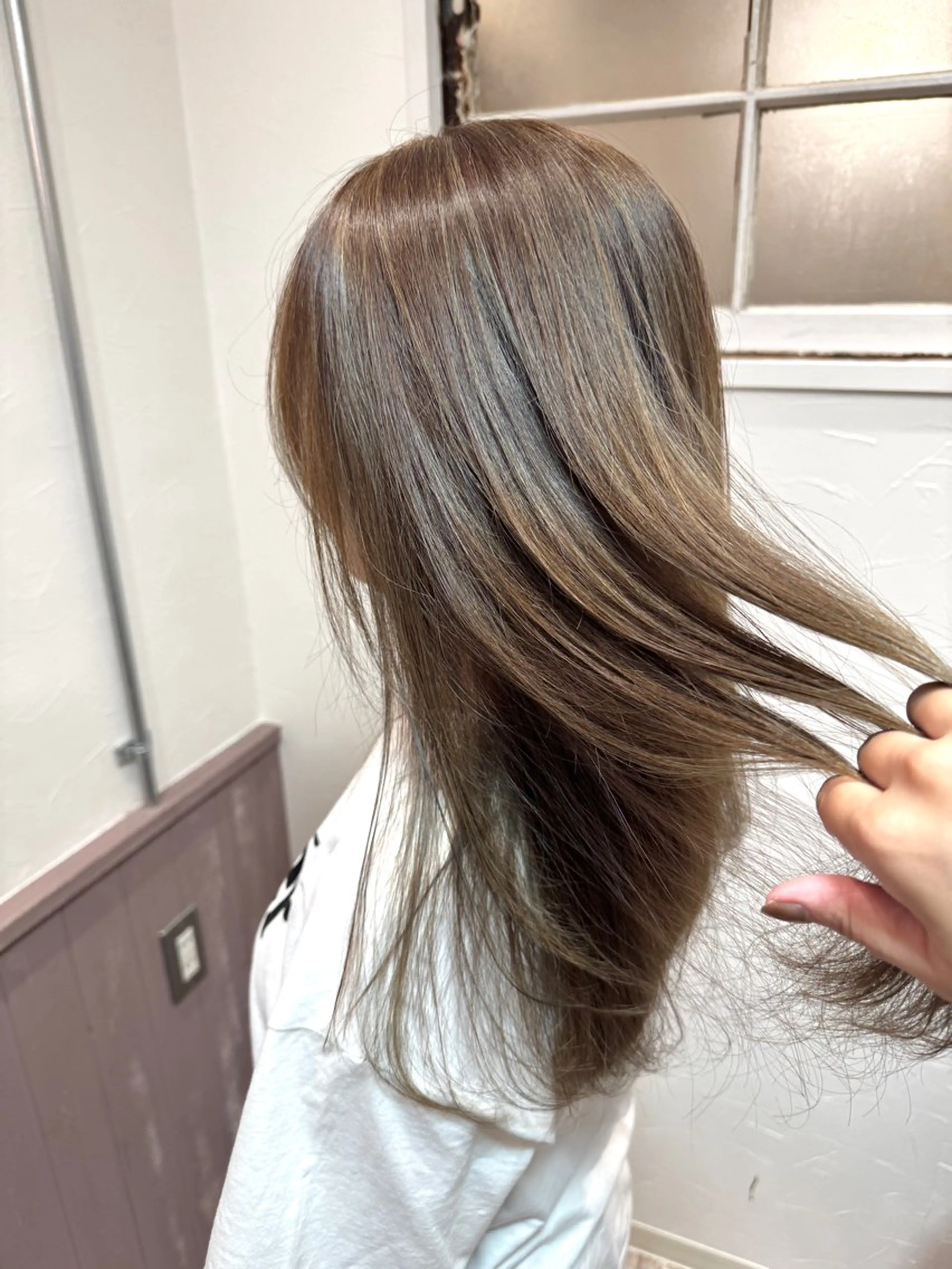 ロング カラー ブリーチ ハイライトカラー ハイライト カット ヘアカラー トリートメント 矢場町/ダブルカラー /レイヤー/アリサのヘアスタイル