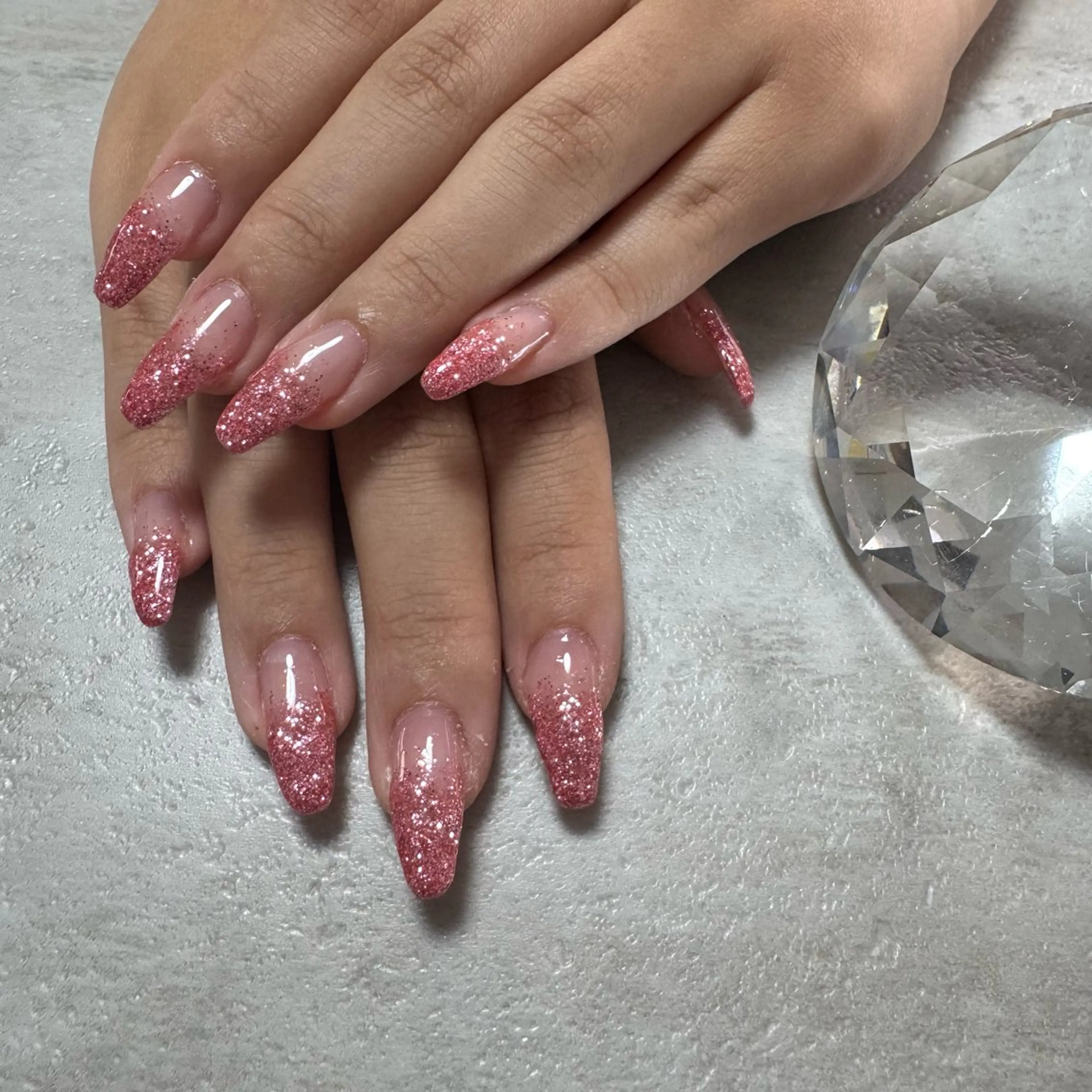 平日10​〜​17:00限定🫶グラデ＆ラメグラの写真