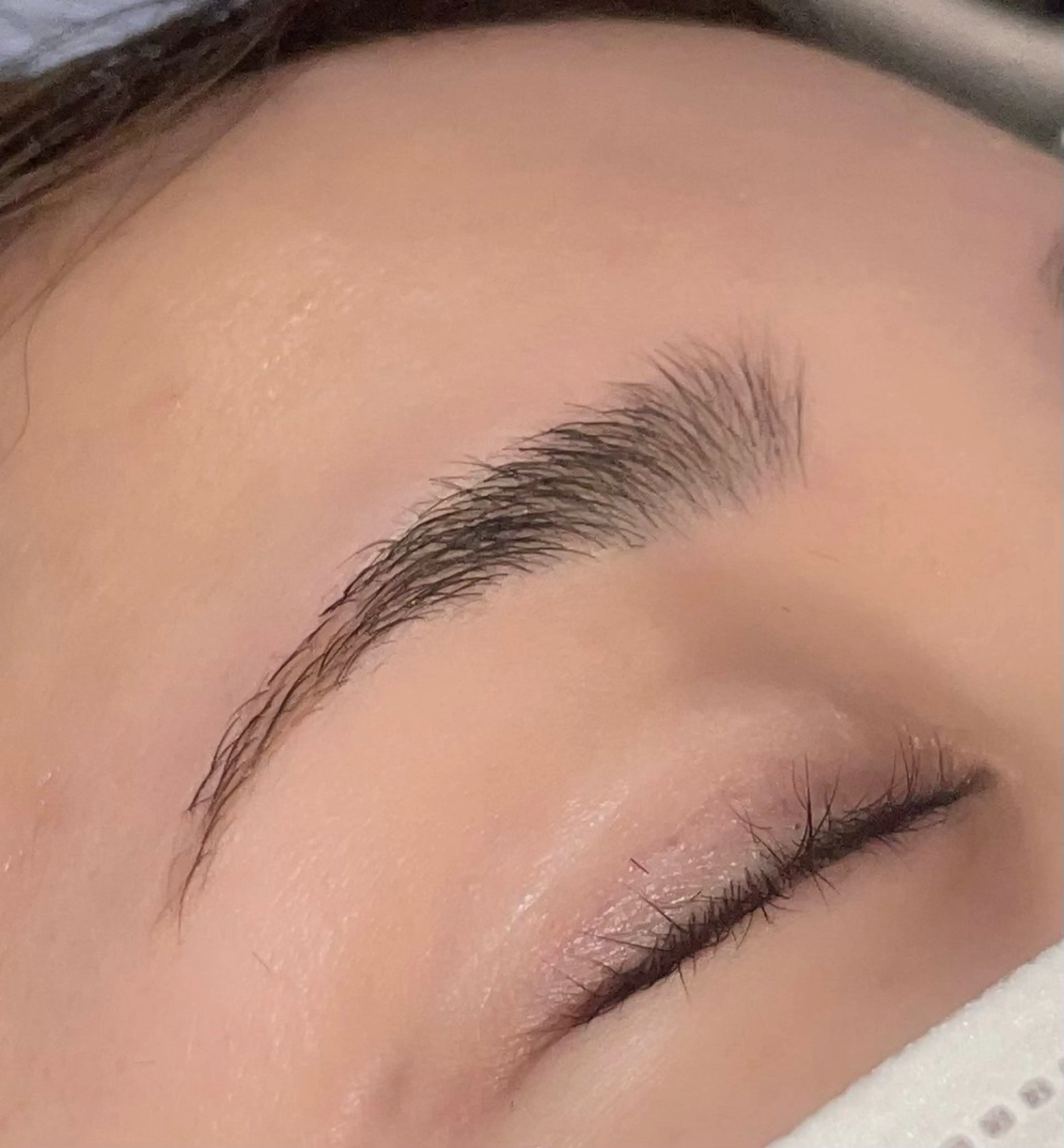 アイブロウ 小峰 利樹のマツエク・マツパデザイン