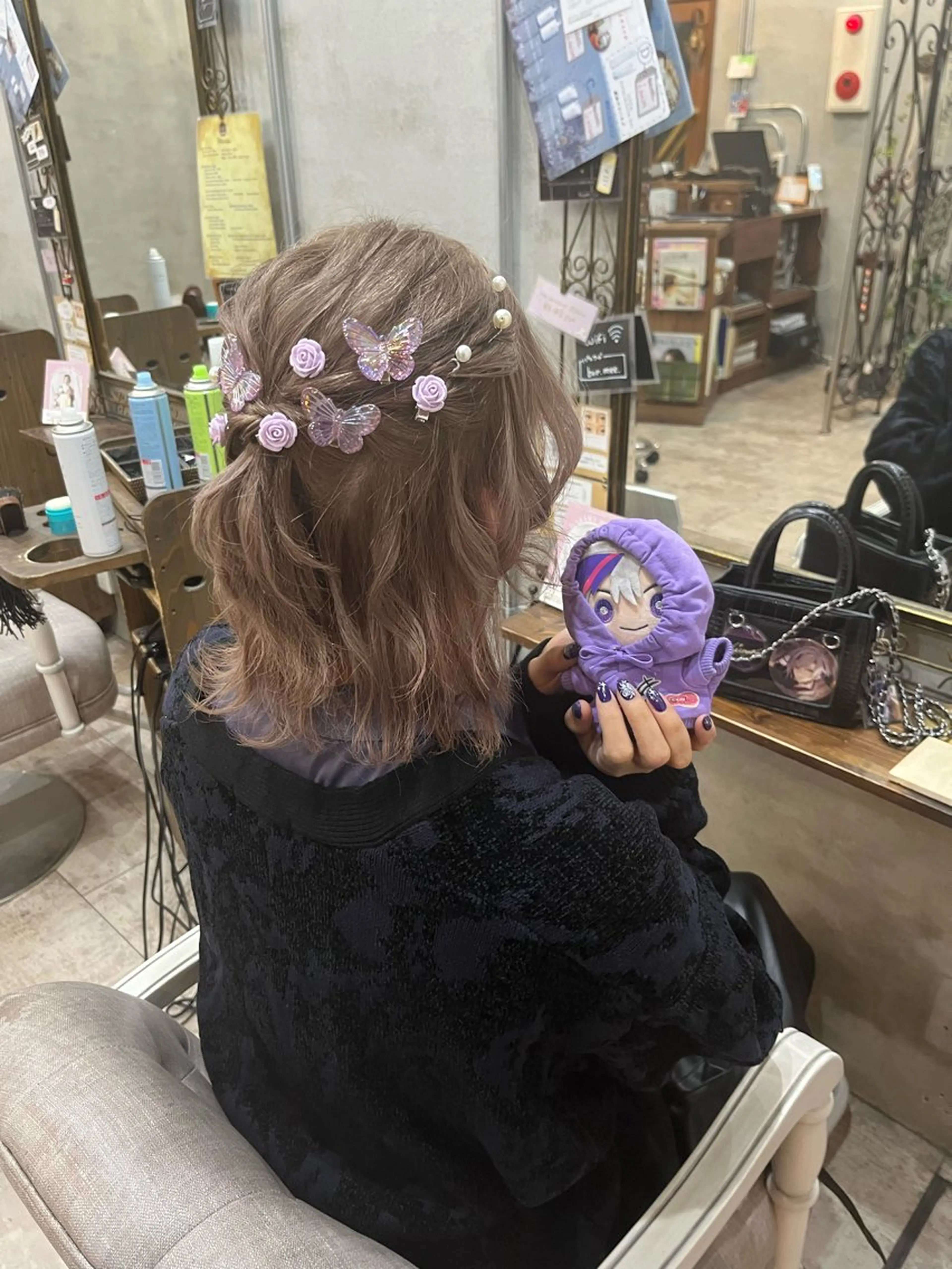 ミディアム ヘアアレンジ ハーフアップ ヘアセット 艶髪/ハイトーン/ ヘアセット/モエノのヘアスタイル