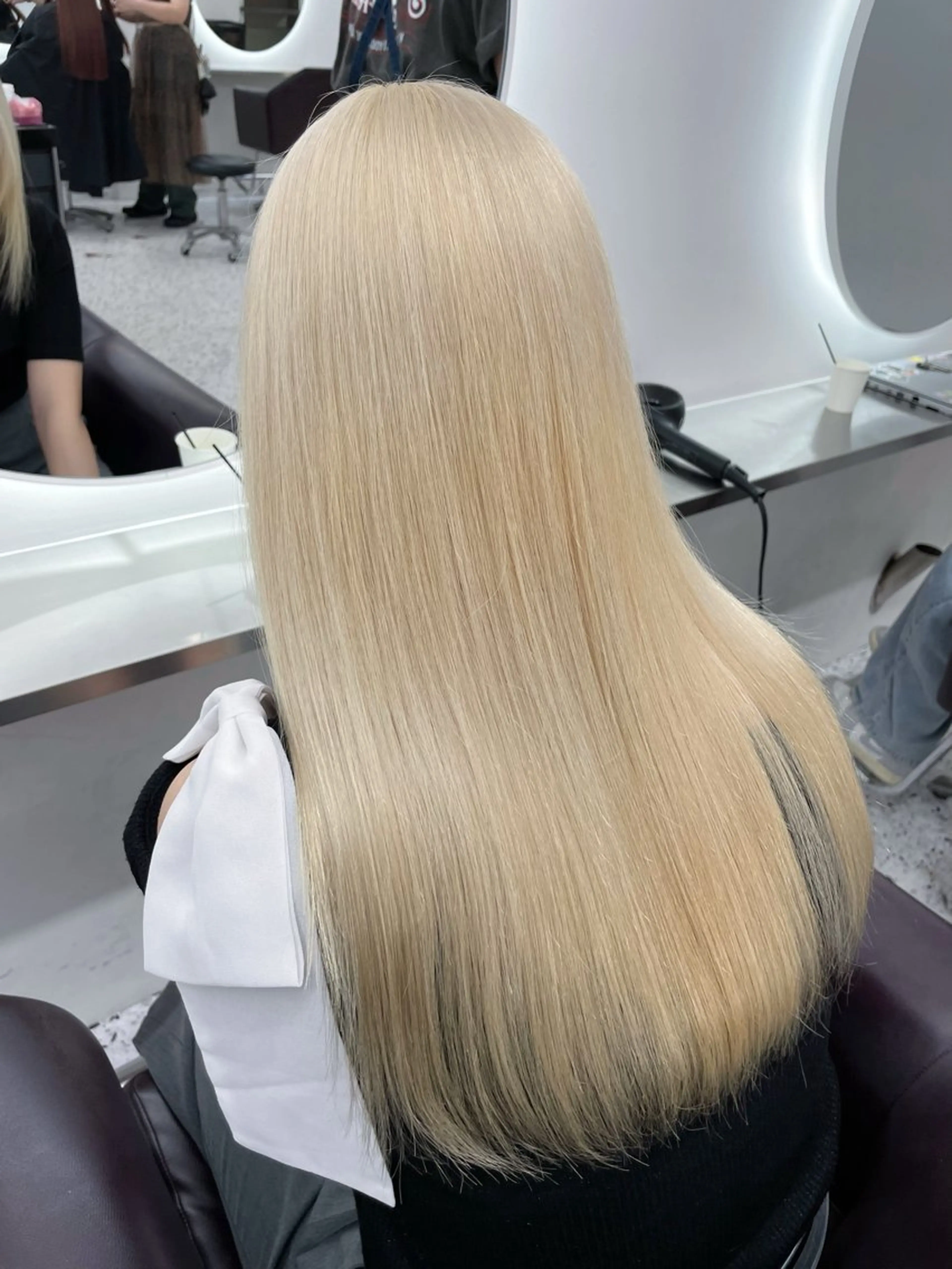 💎最高峰の透け感💎[トリプルカラー]ケアブリーチ×２＋イルミナカラーの写真