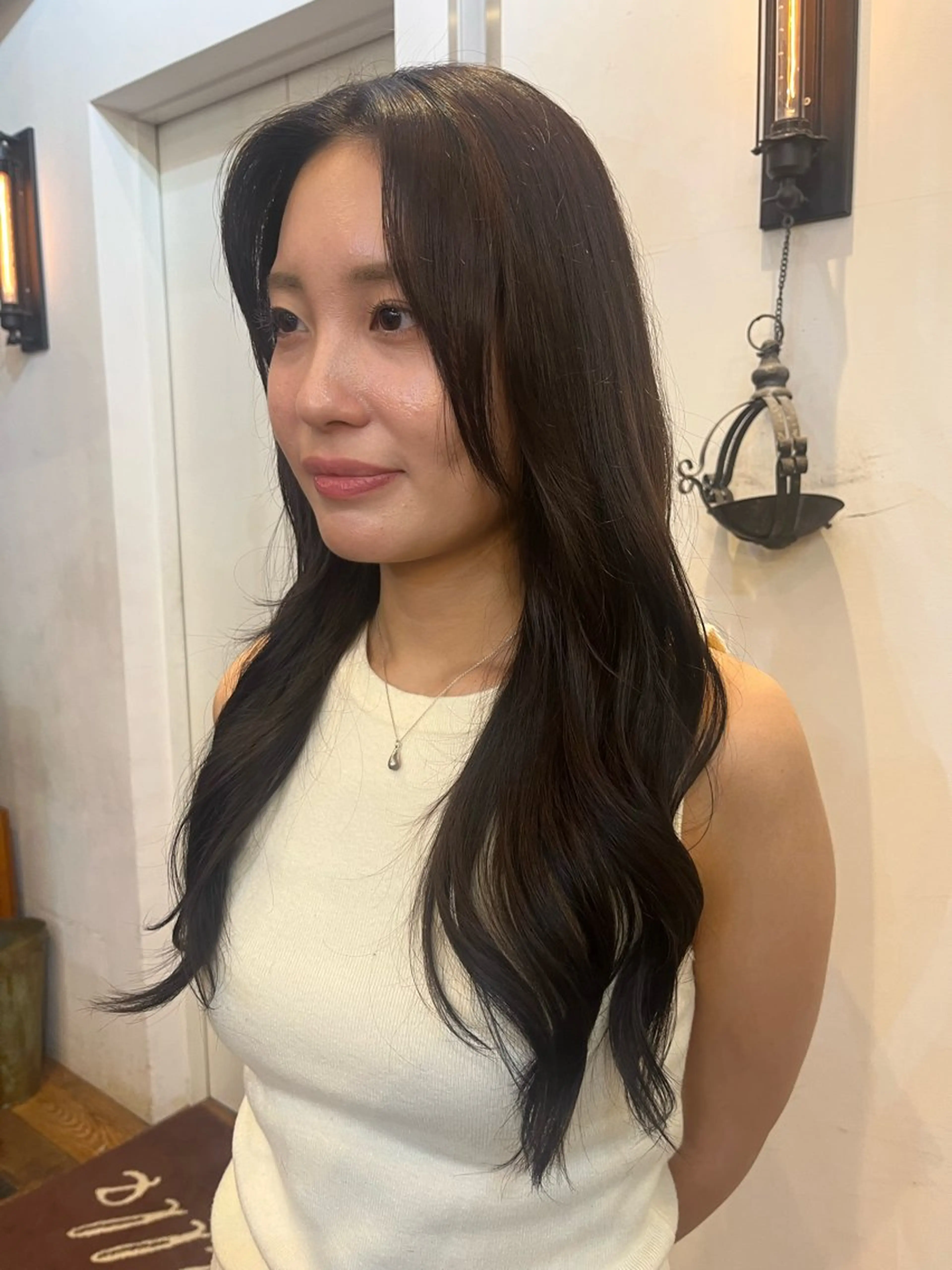 カラー ブラウンカラー ダークブラウン Belle Ginza並木通り所属・透明感カラー／ メンズ◎／秋葉香乃のヘアスタイル