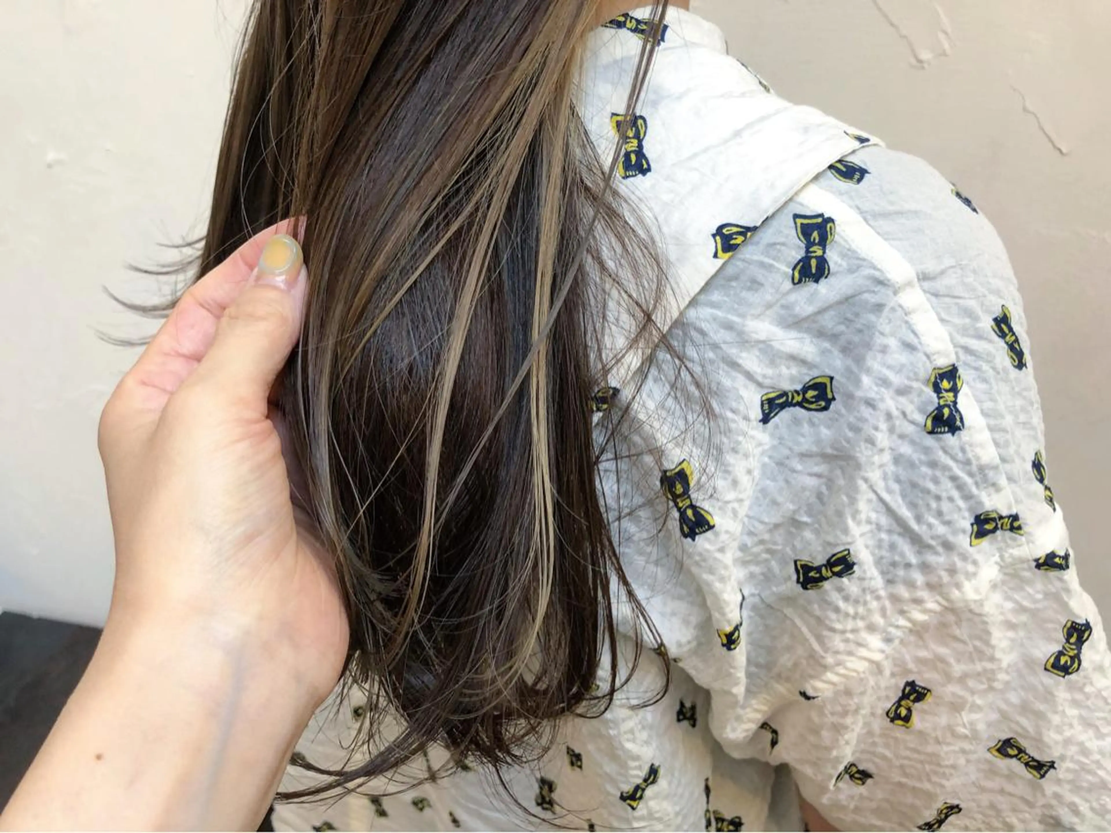 ロング カラー インナーカラー luve heart's And Be  minamisemba所属・脇坂 佳世の眉毛・アイブロウイメージ