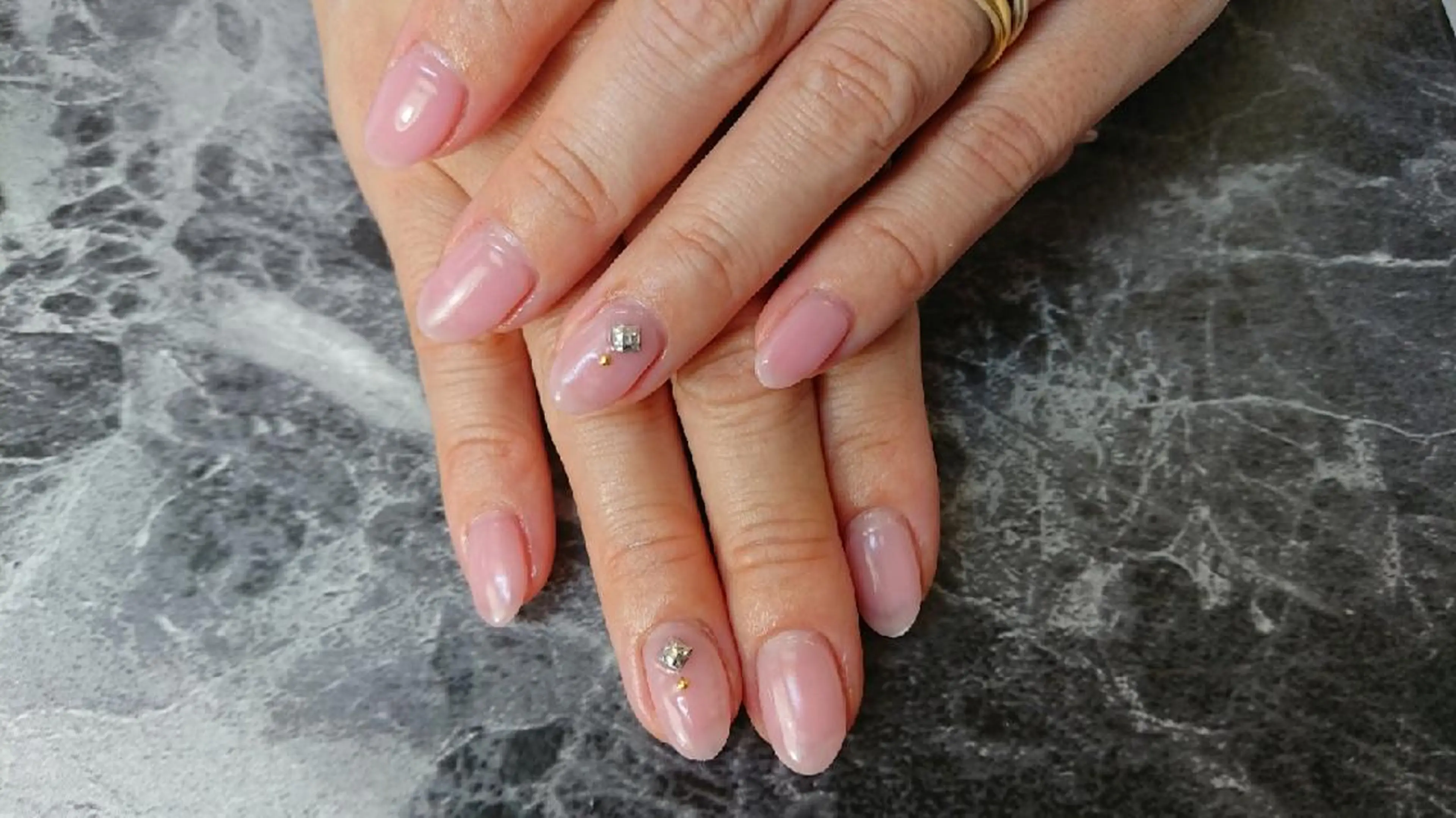 ネイル 桜ネイル ワンカラーネイル 林 珠里のネイルデザイン