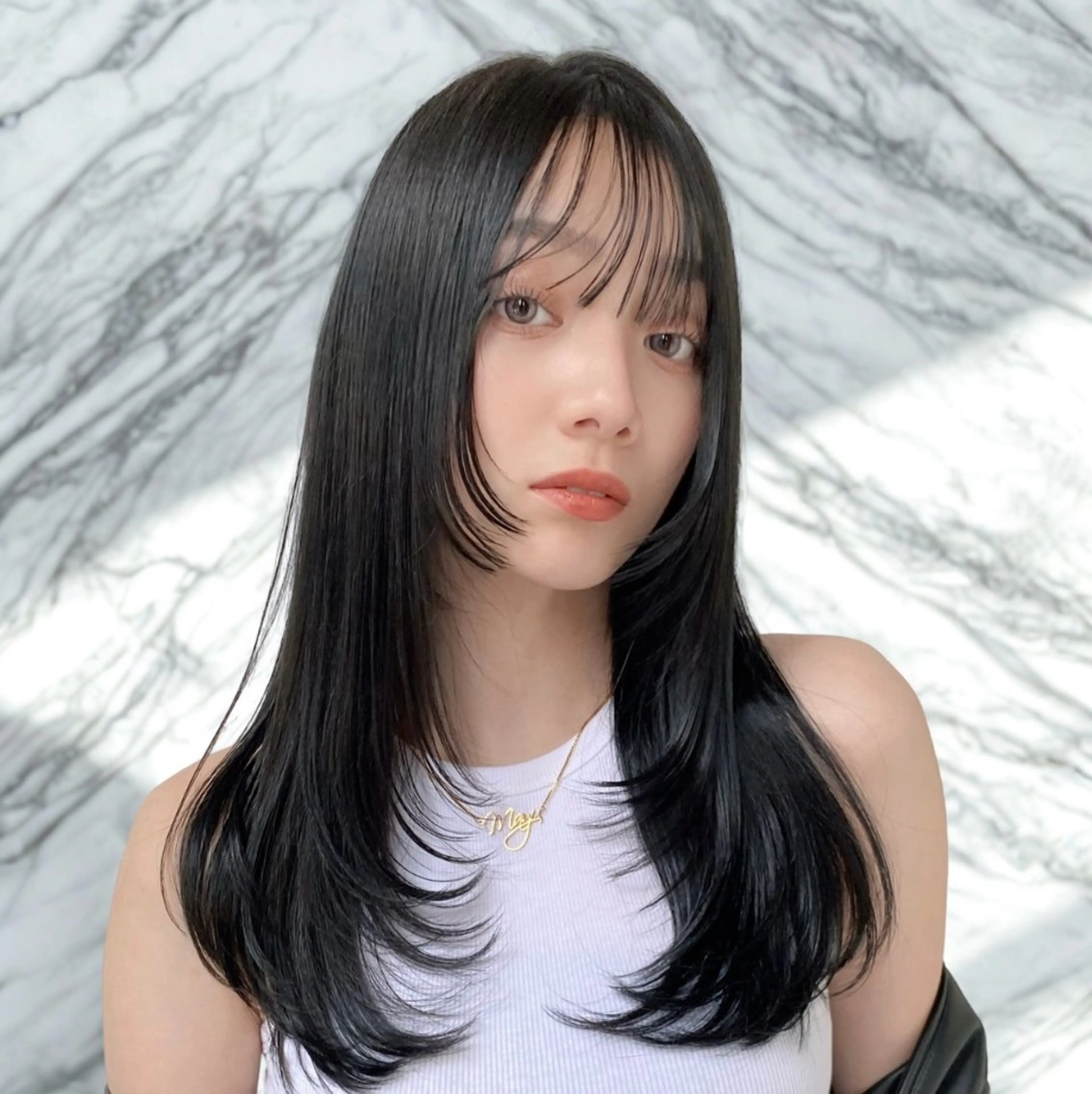 ロング カラー アッシュ アッシュブラック 黒髪 レイヤーカット ✨ハッシュカット✨ ユウキ✨のヘアスタイル