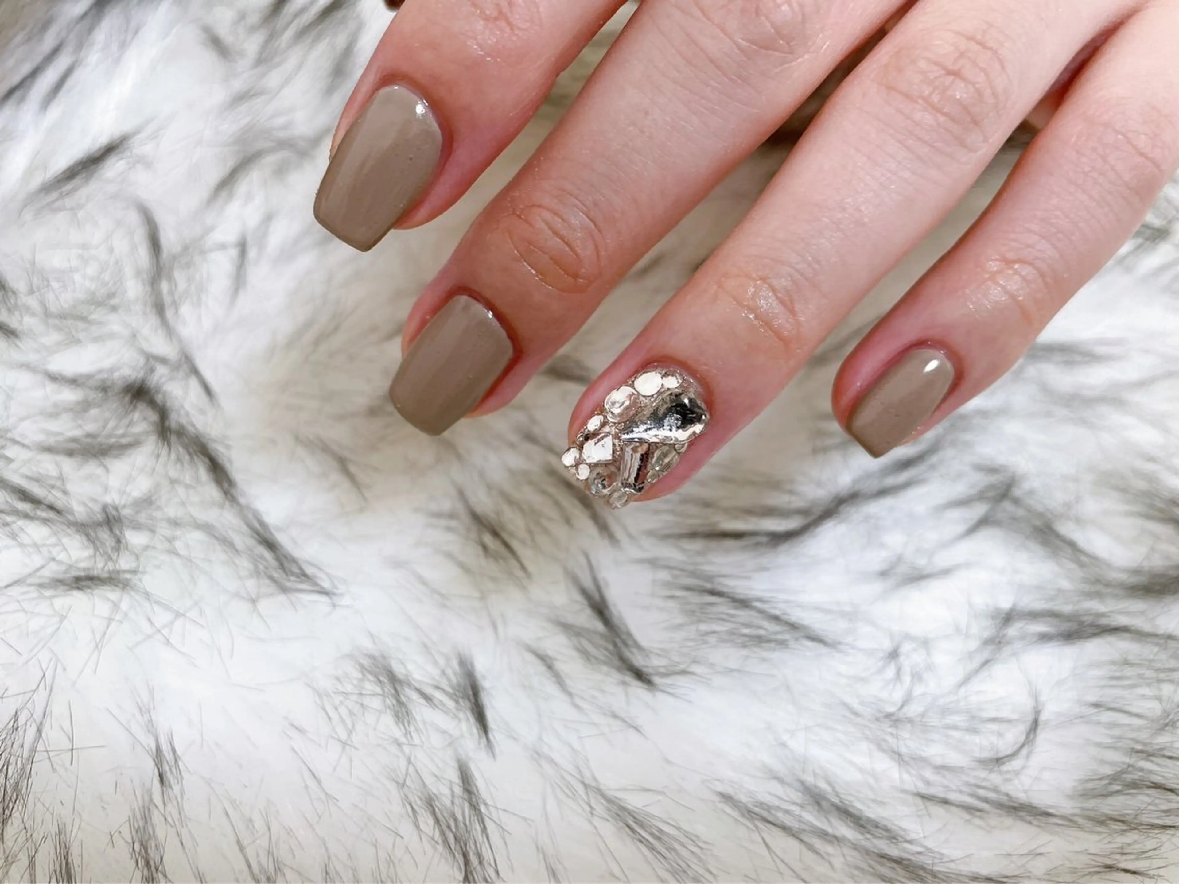 ネイル ジェルネイル キラキラネイル 韓国ネイル メンズネイル パラジェル kiki nail たまプラーザのネイルデザイン