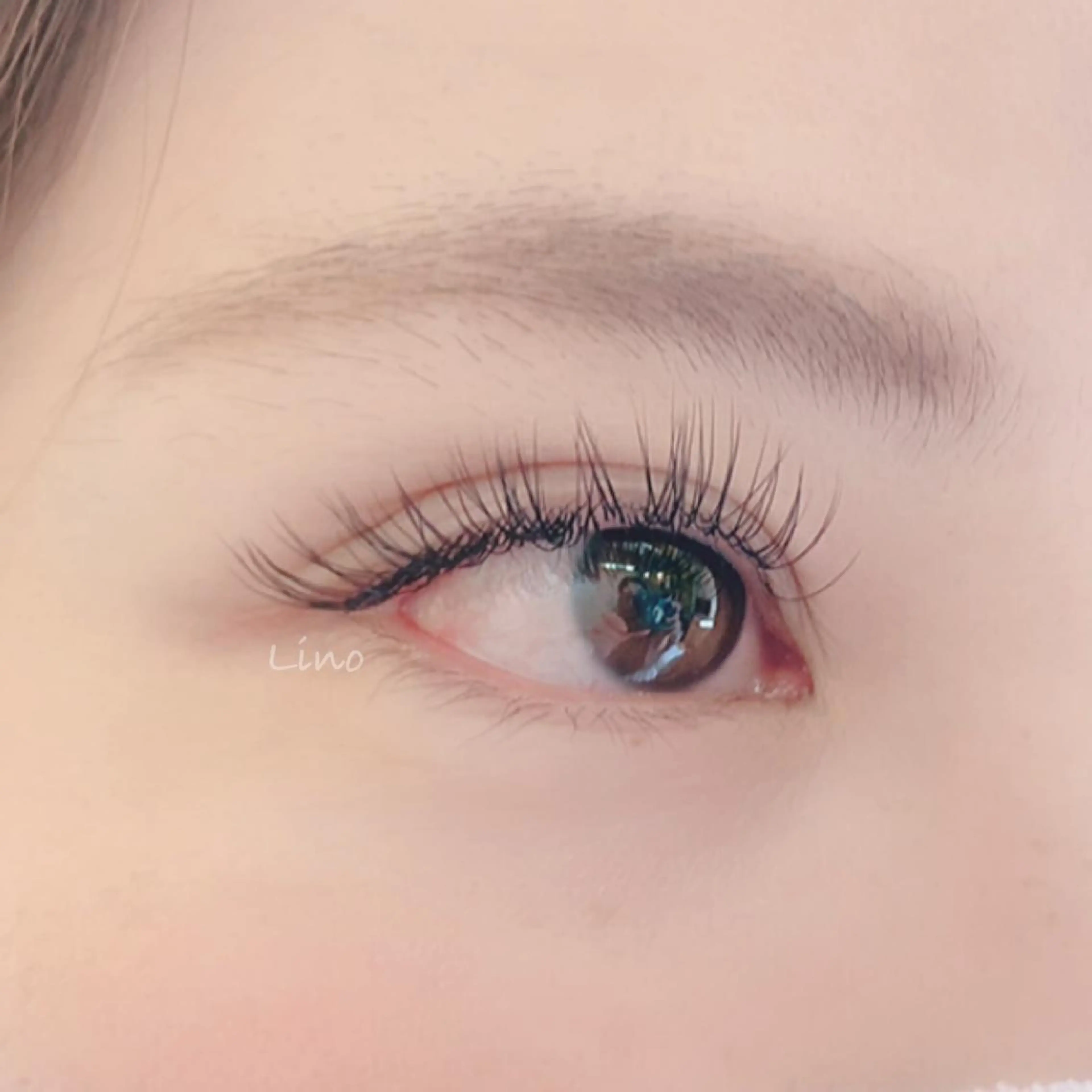 上まつげ140本の写真