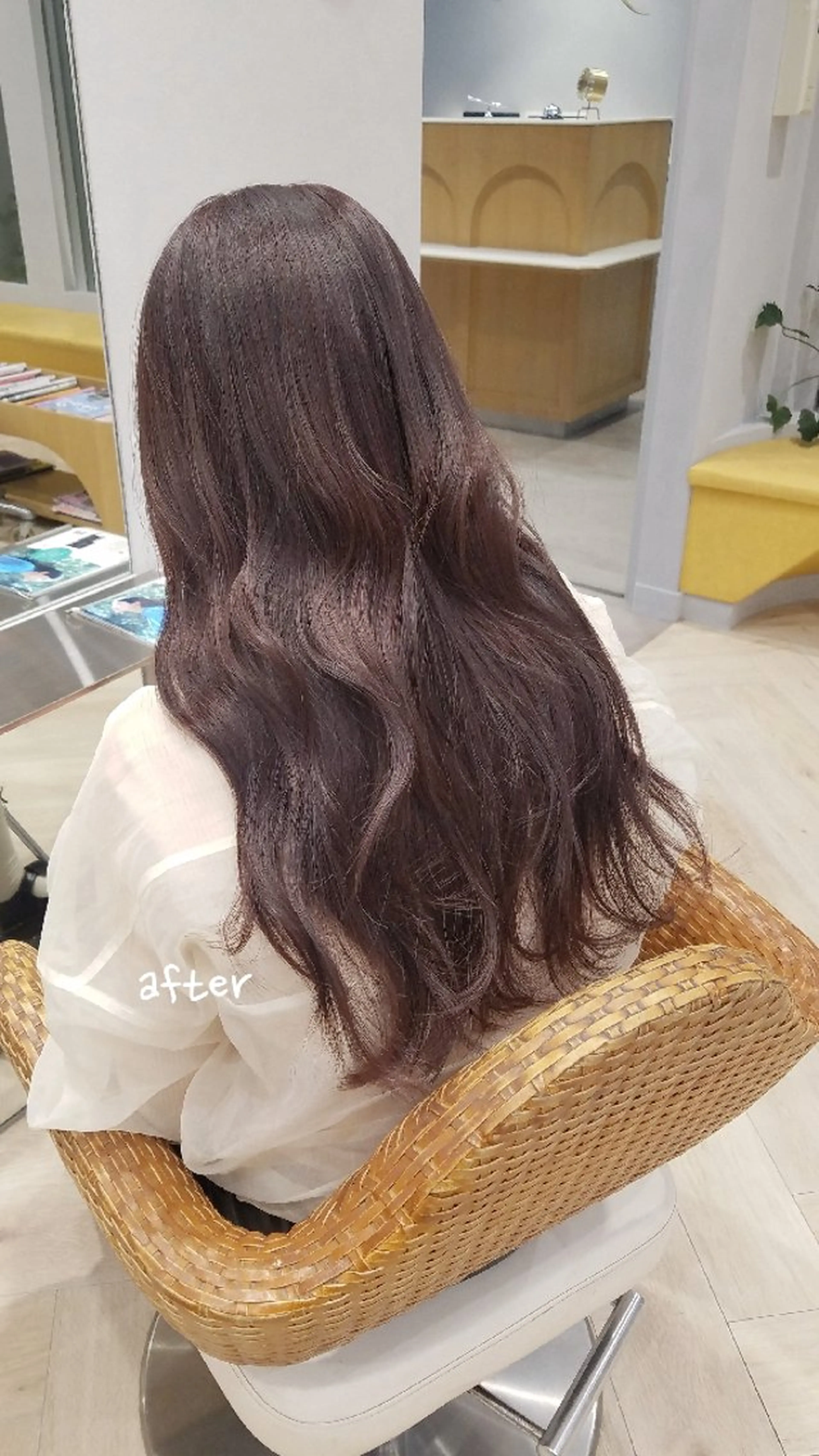 カラー ヒジオカ リナのヘアスタイル