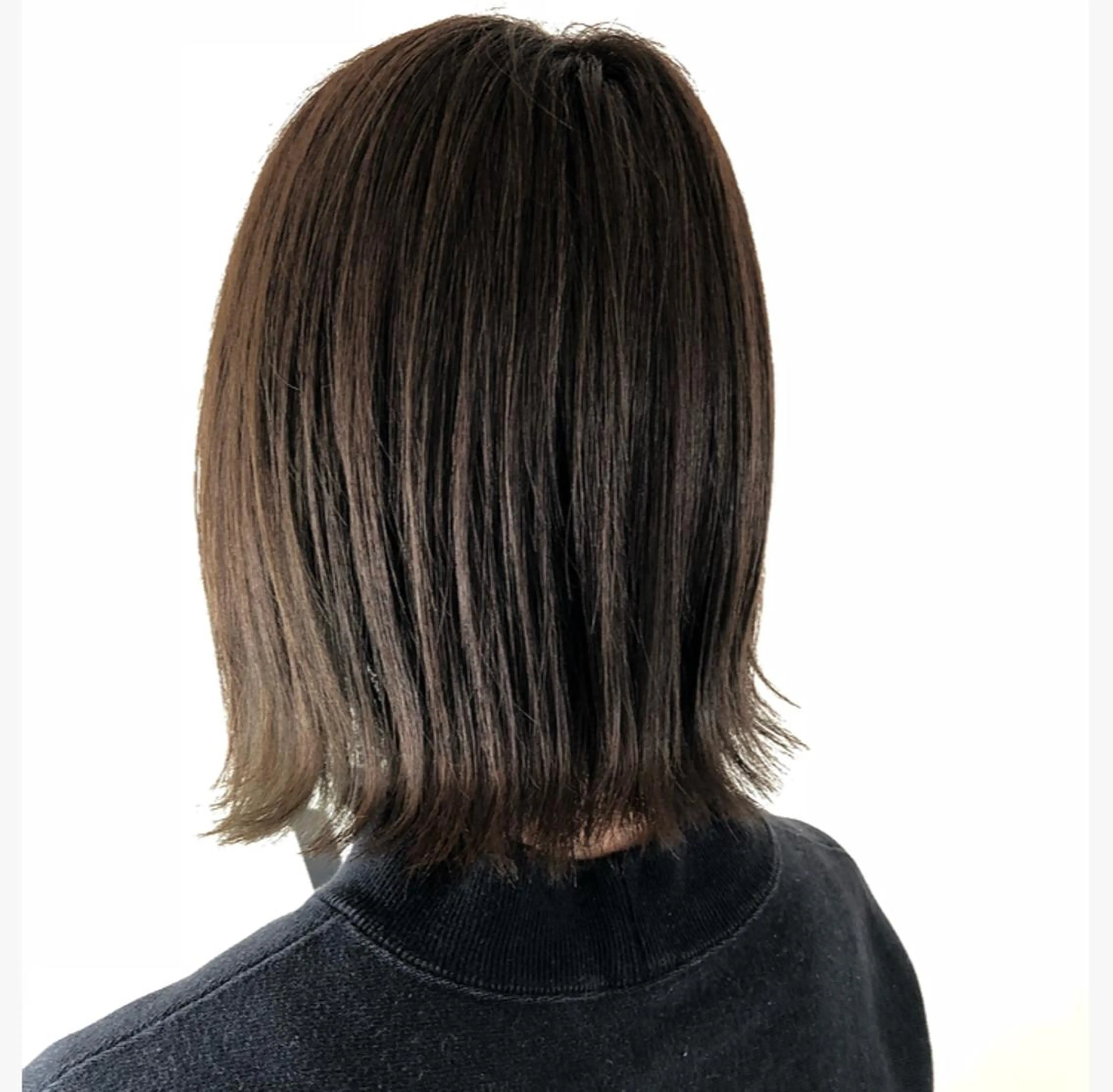 ショート 切りっぱなしボブ ボブ カット ヘアカラー トリートメント 透明感カラー 松田晃代のヘアスタイル