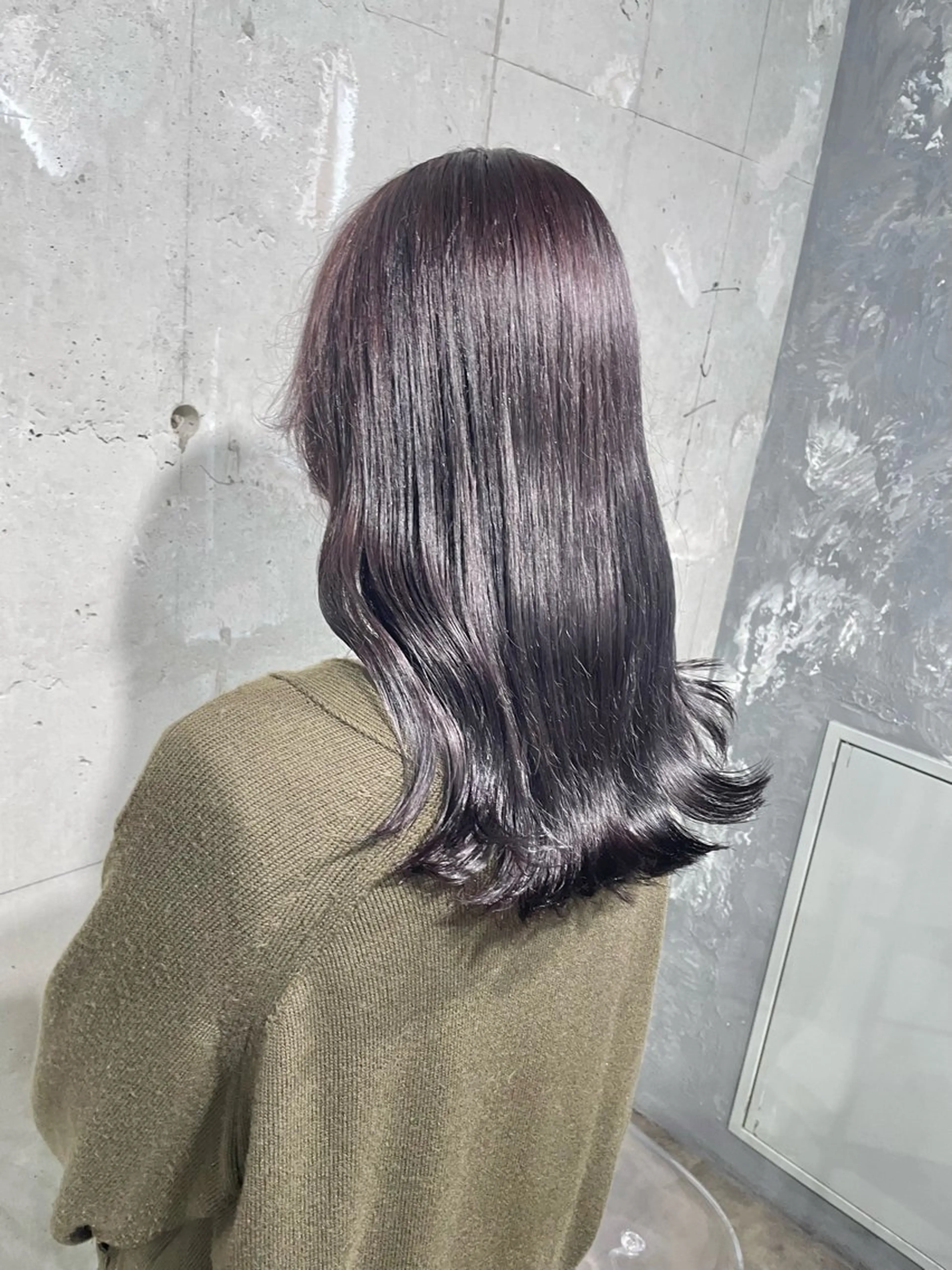 セミロング カラー カット ヘアカラー トリートメント ヘッドスパ ヘアセット ベージュカラー💖 やすひろのヘアスタイル