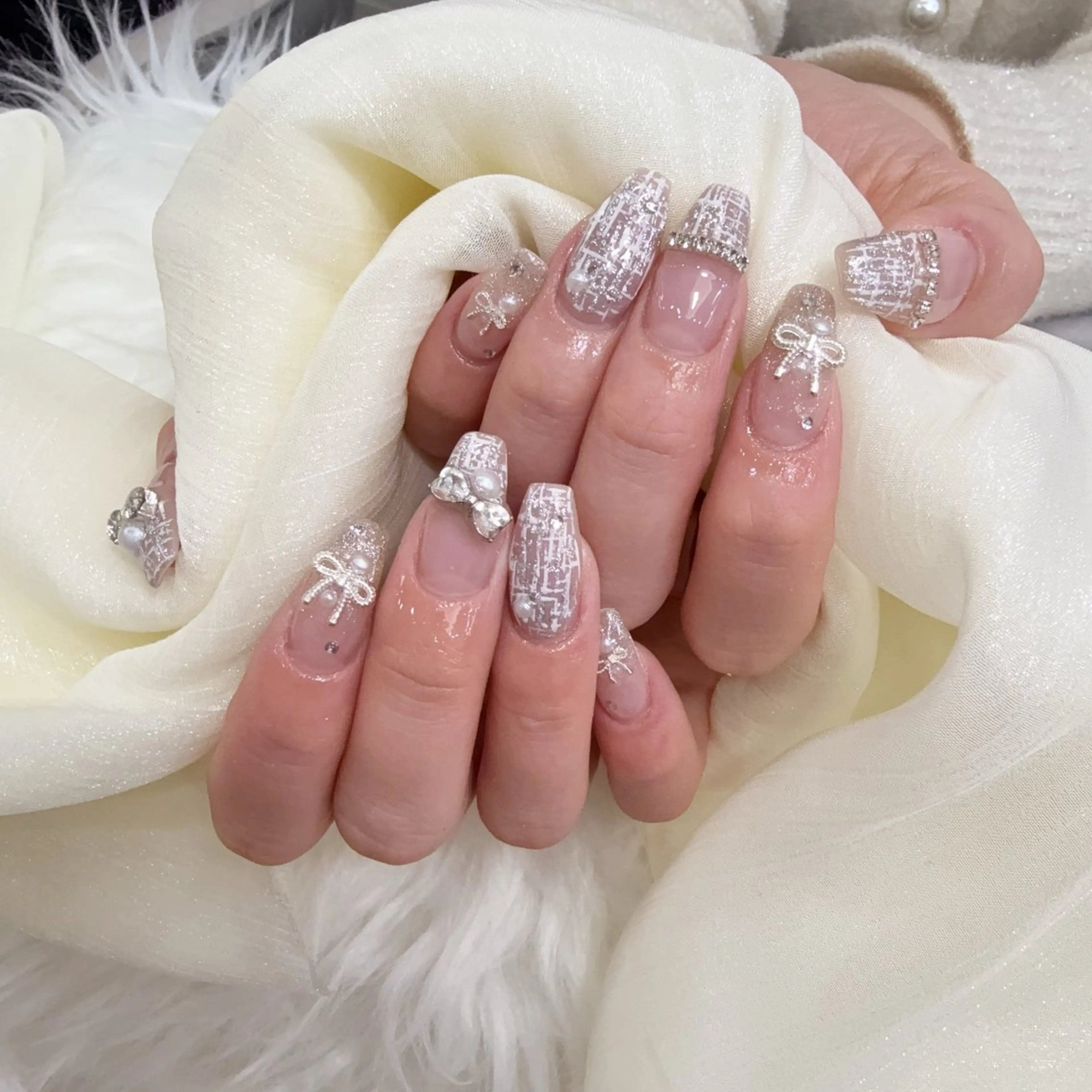 ネイル フットネイル ジェルネイル キラキラネイル マグネットネイル 持ち込み ハンドネイル Diamond  Salon所属・Hain Hainのネイルデザイン