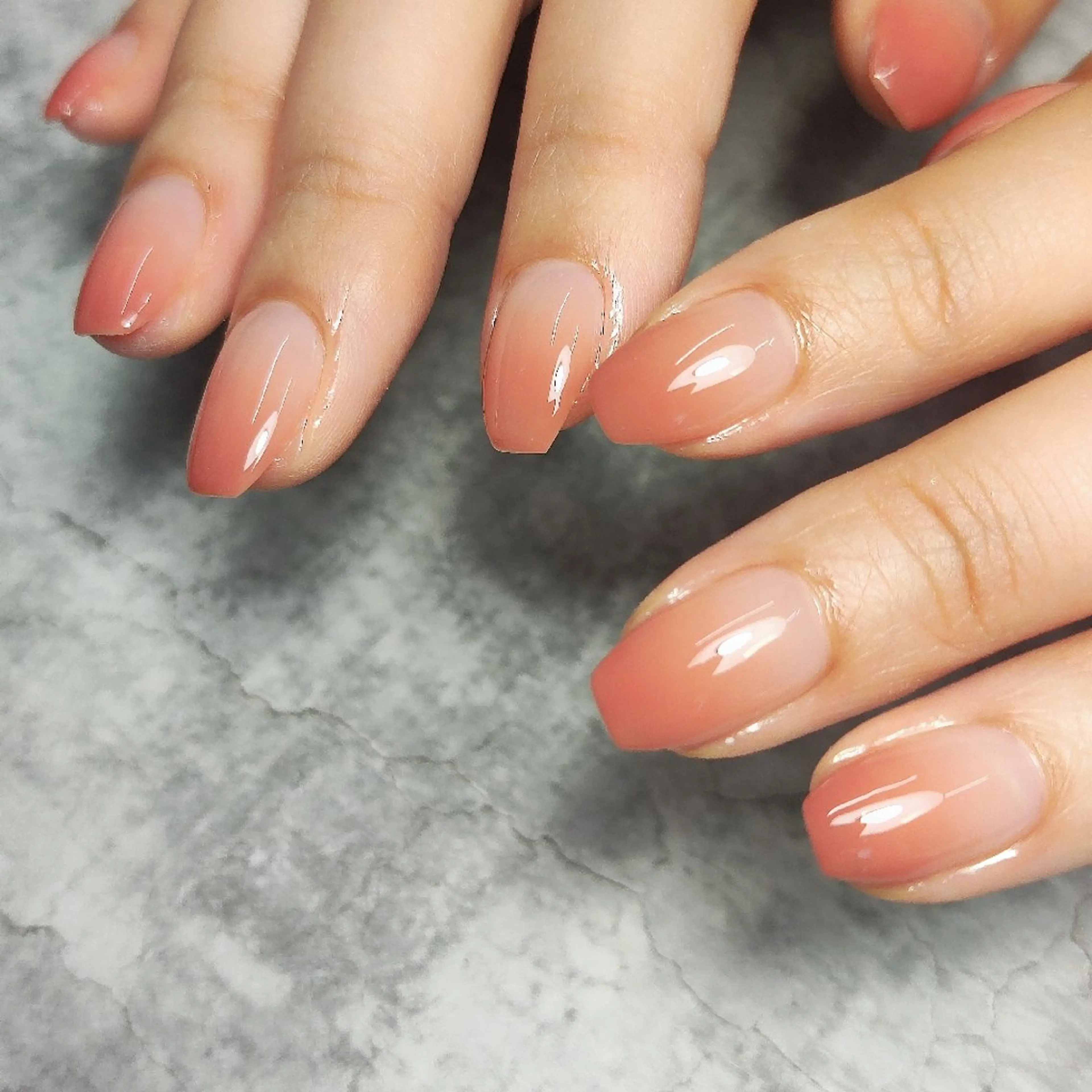 ネイル グラデーション オレンジ ピンク ハンドネイル 個人サロン saltnailのネイルデザイン