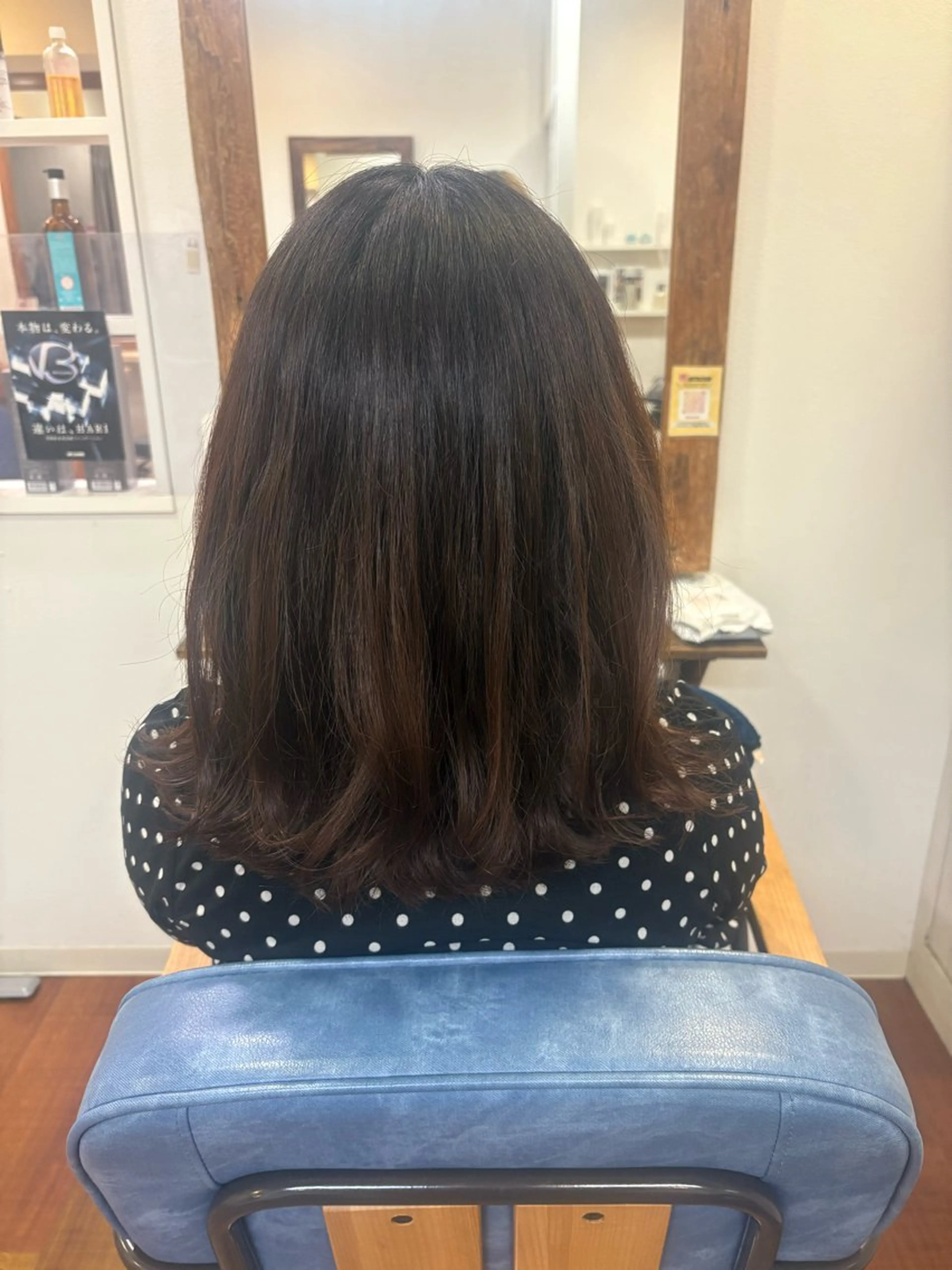 ミディアム 宮越 えこのヘアスタイル