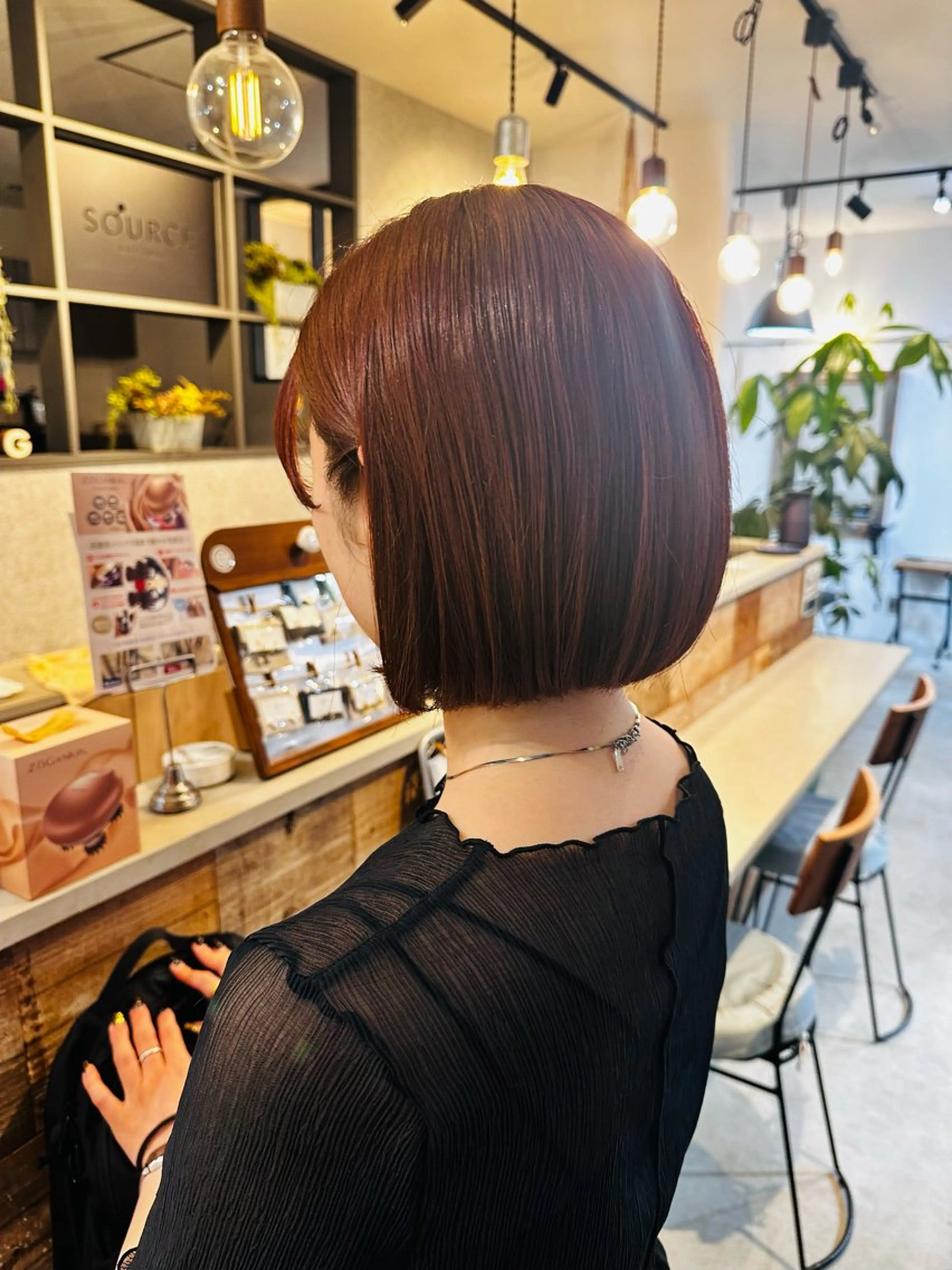 カラー レッドカラー ボブ SOURCE hair space所属・林 南美のヘアスタイル