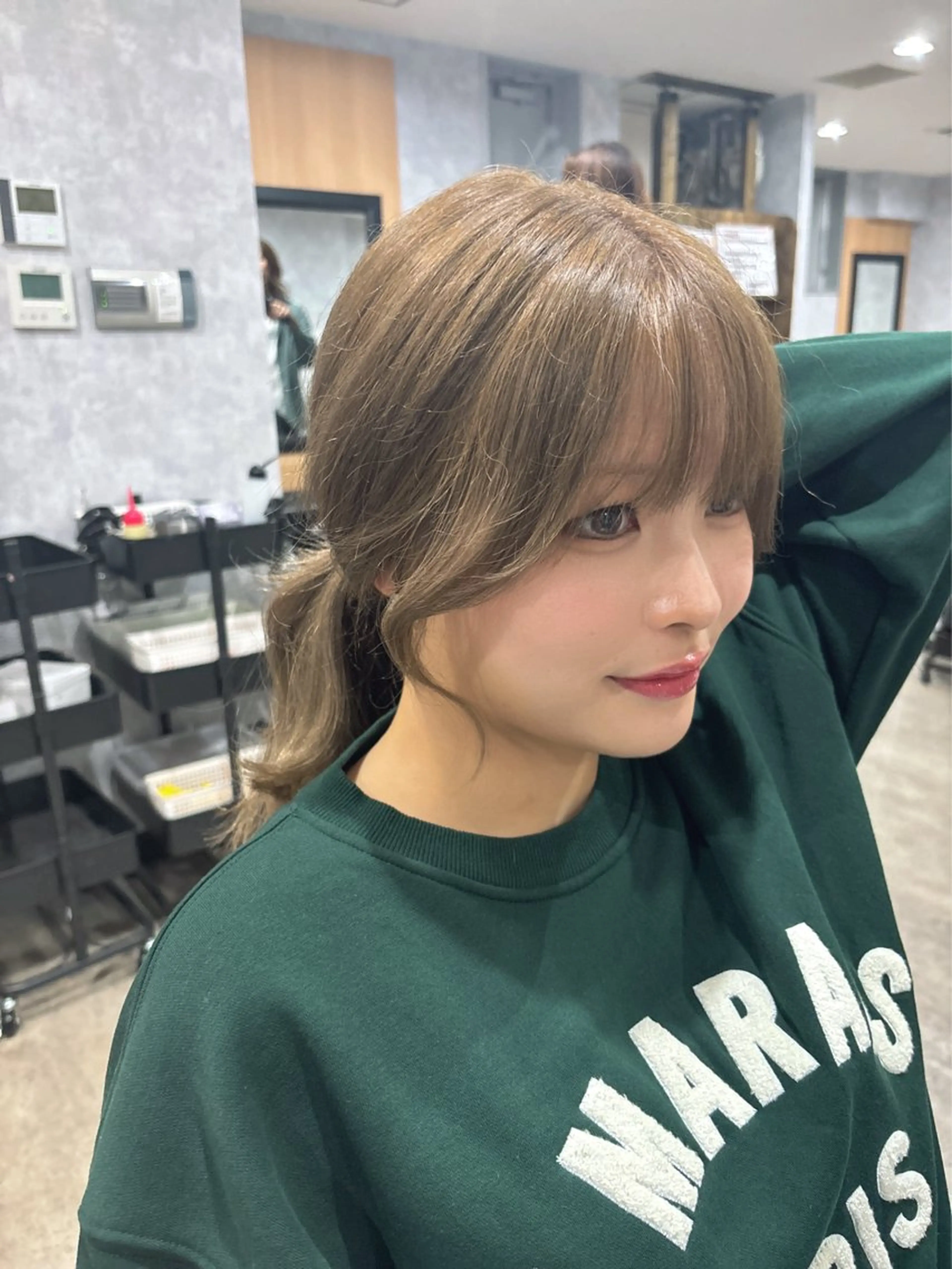 カラー La fith hair ray 札幌店所属・顔まわり/W カラー/リョウのヘアスタイル