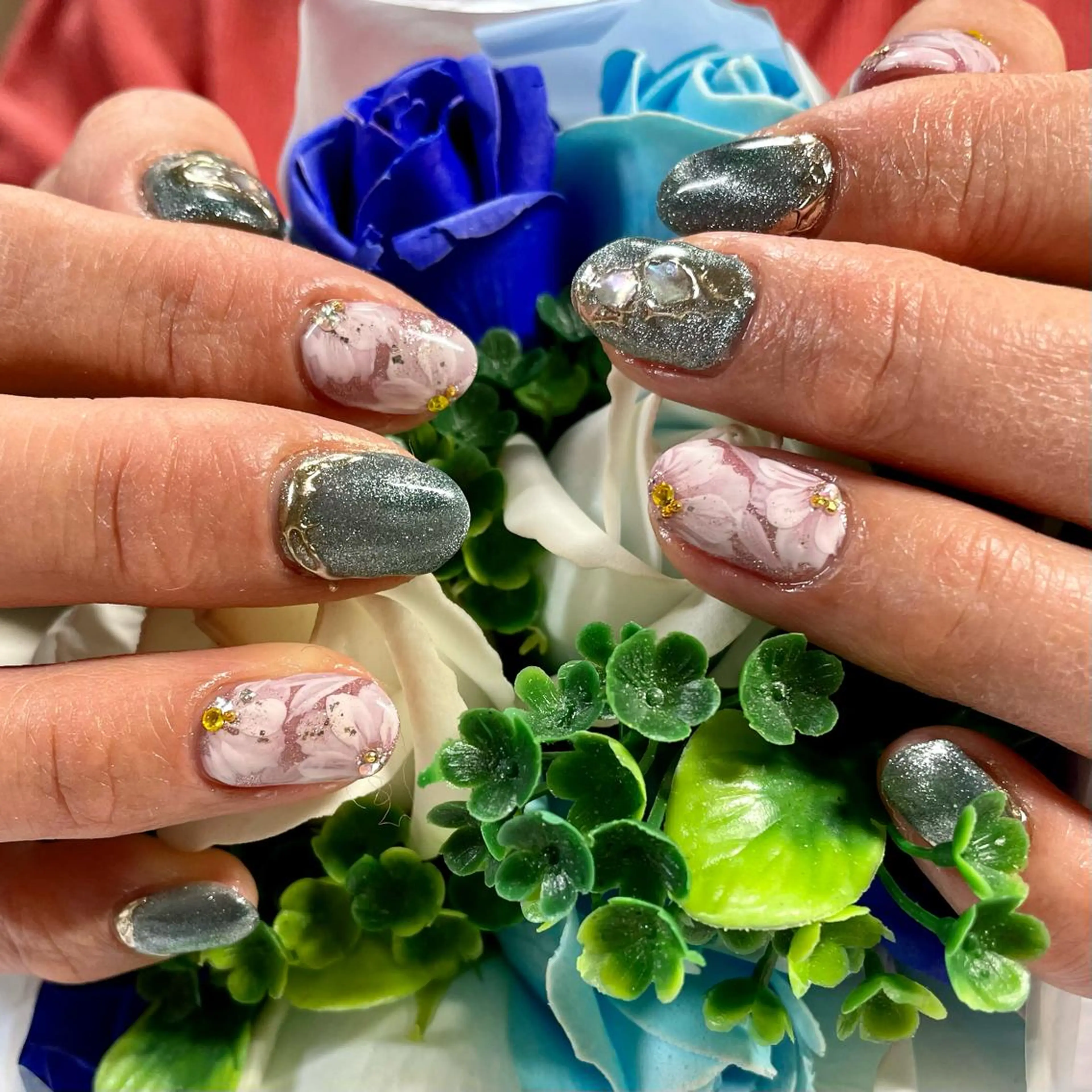 ネイル 奥園 良恵のネイルデザイン