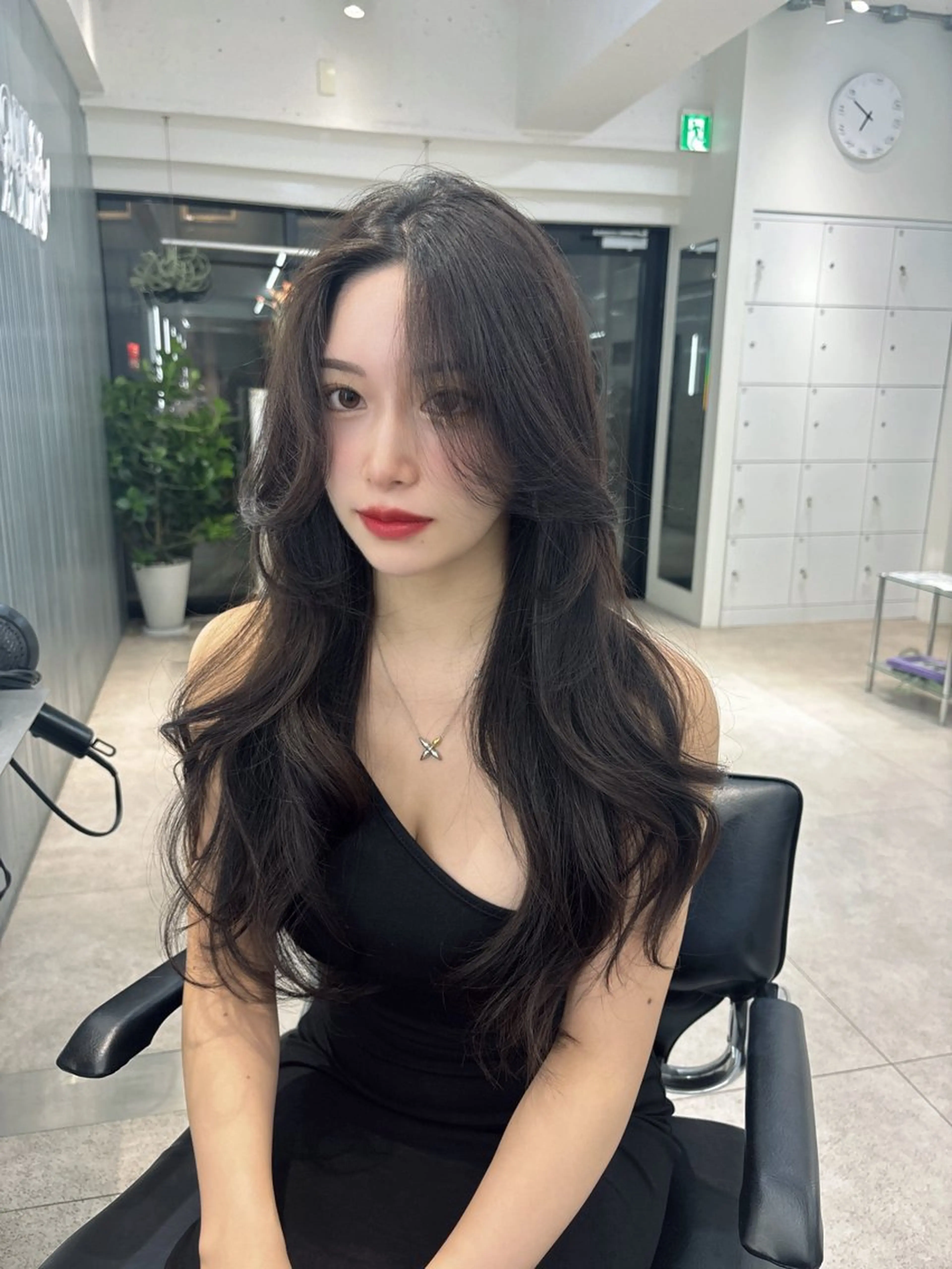 セミロング emi 韓国ワンホンヘアのヘアスタイル