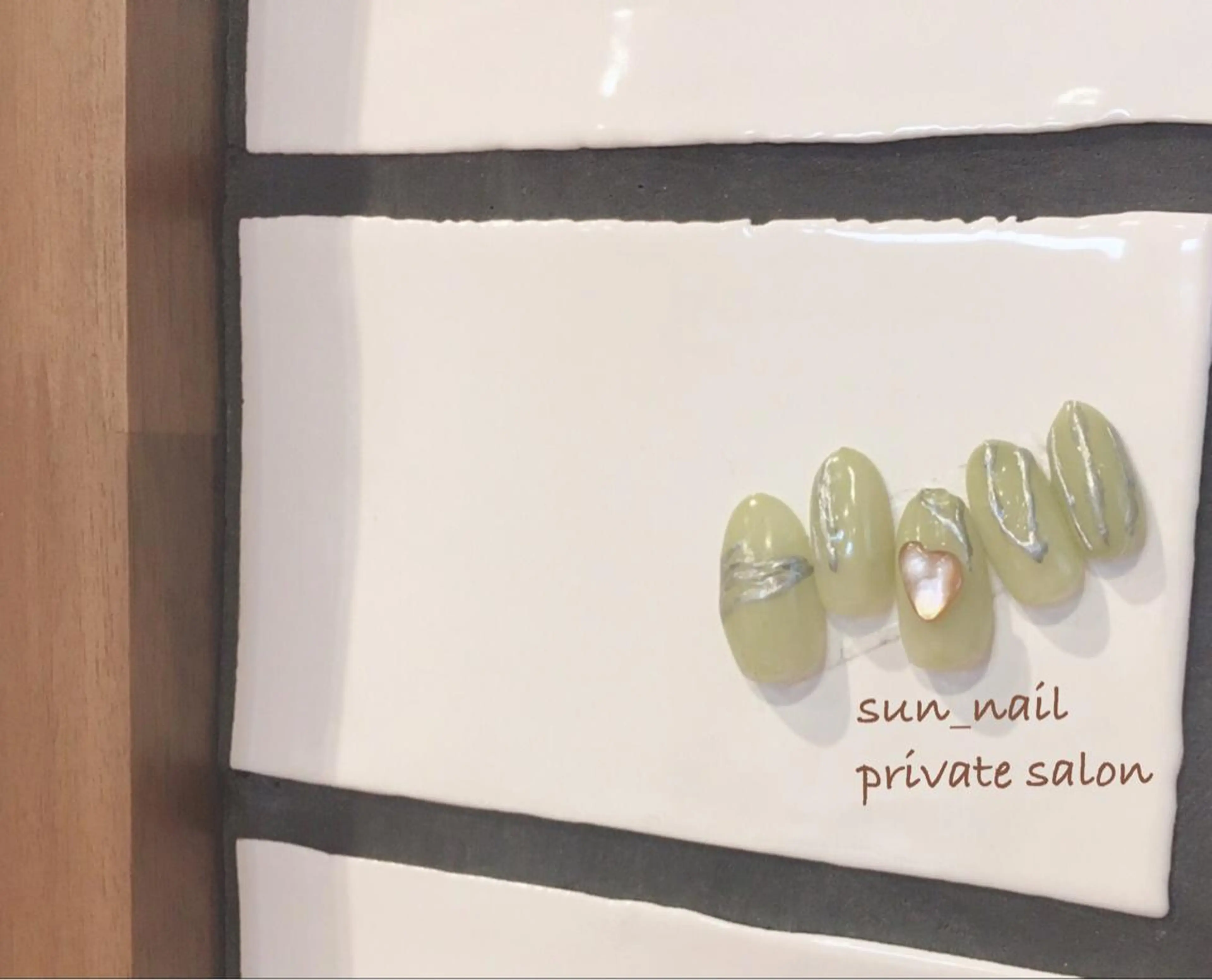 ネイル ニュアンスネイル ピスタチオネイル . unffのネイルデザイン