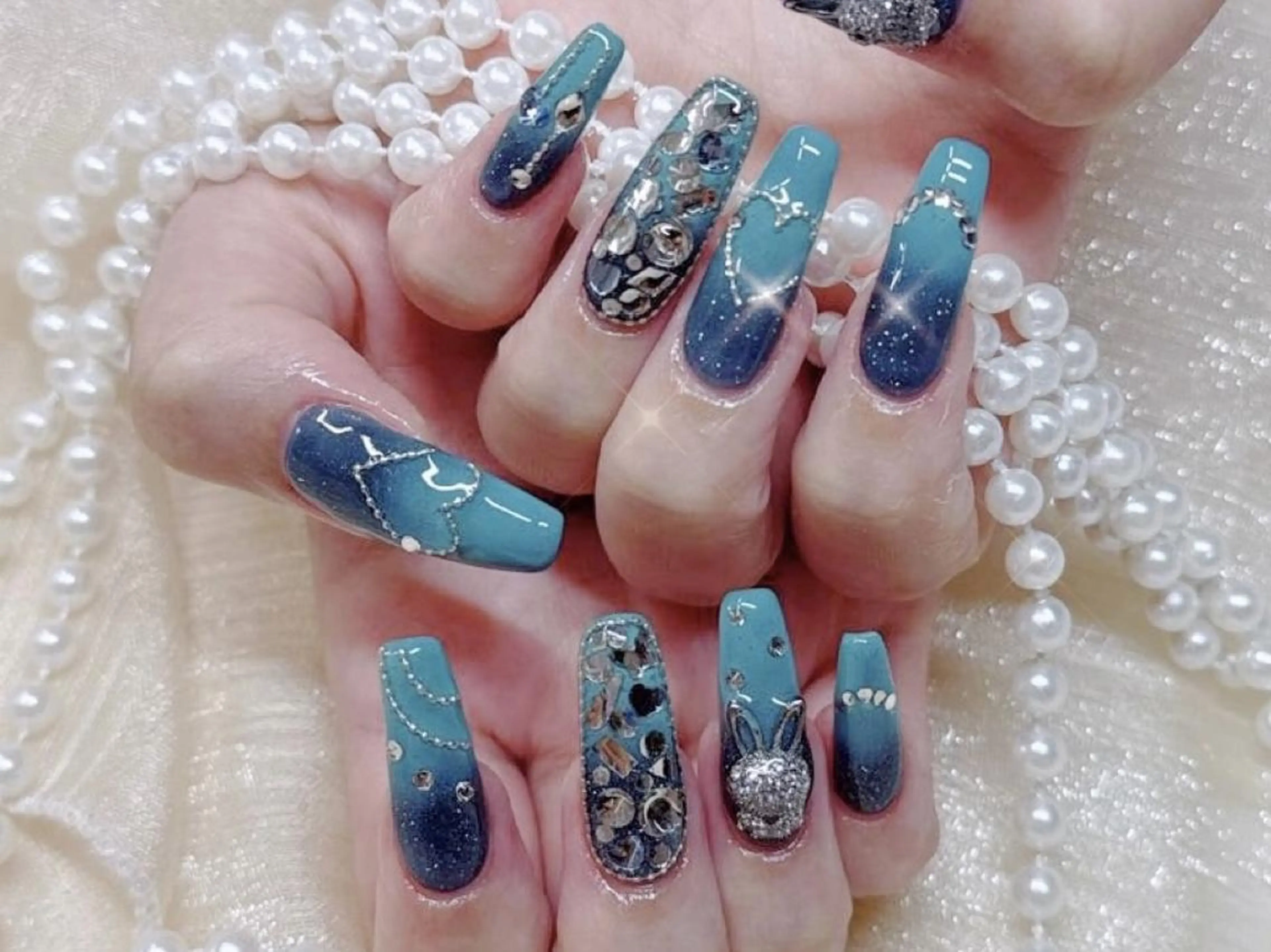 ネイル ハンドネイル ❄️西川 真由美❄️のネイルデザイン