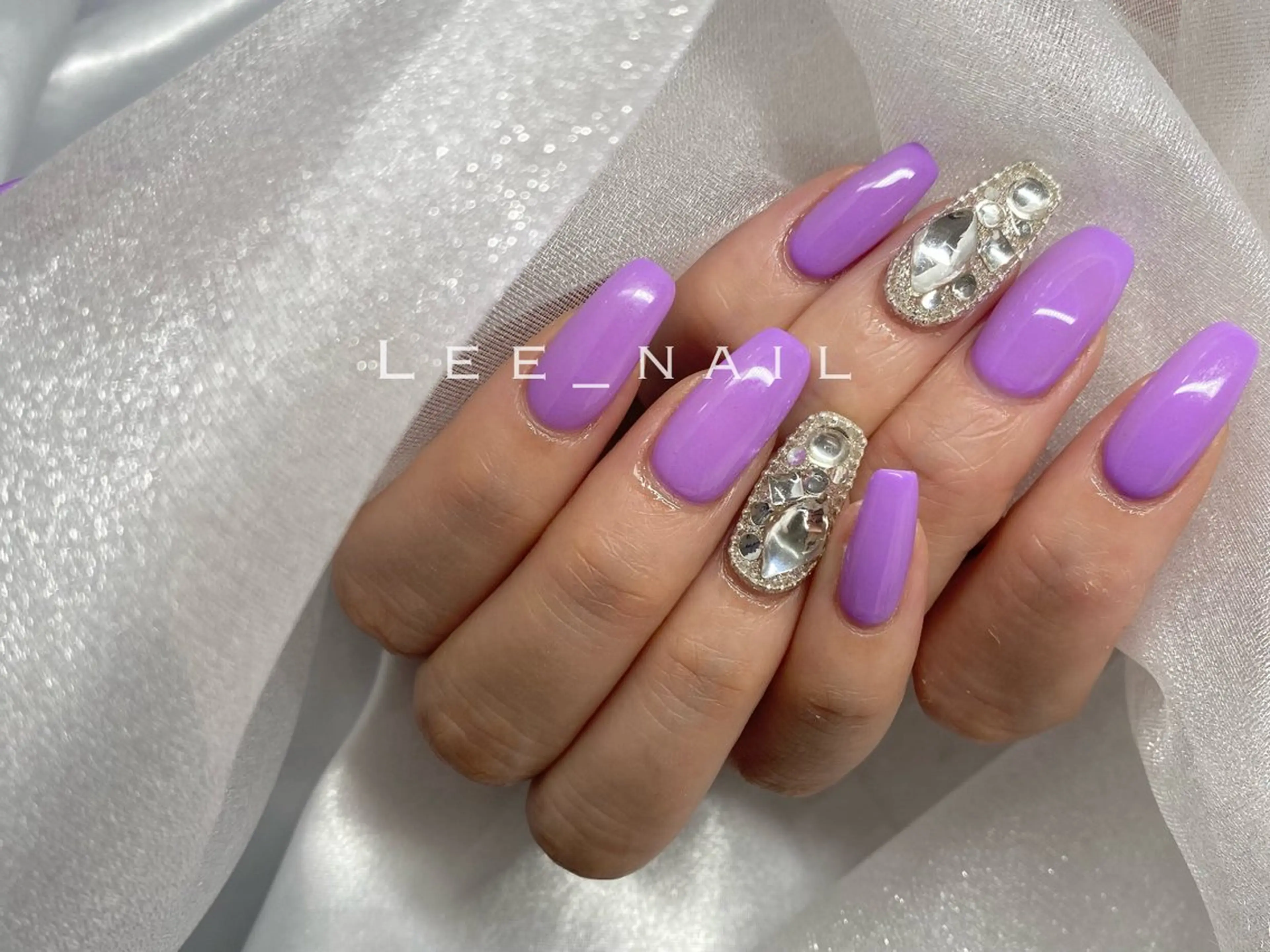 ネイル パープル ハンドネイル Lee_ nailのネイルデザイン