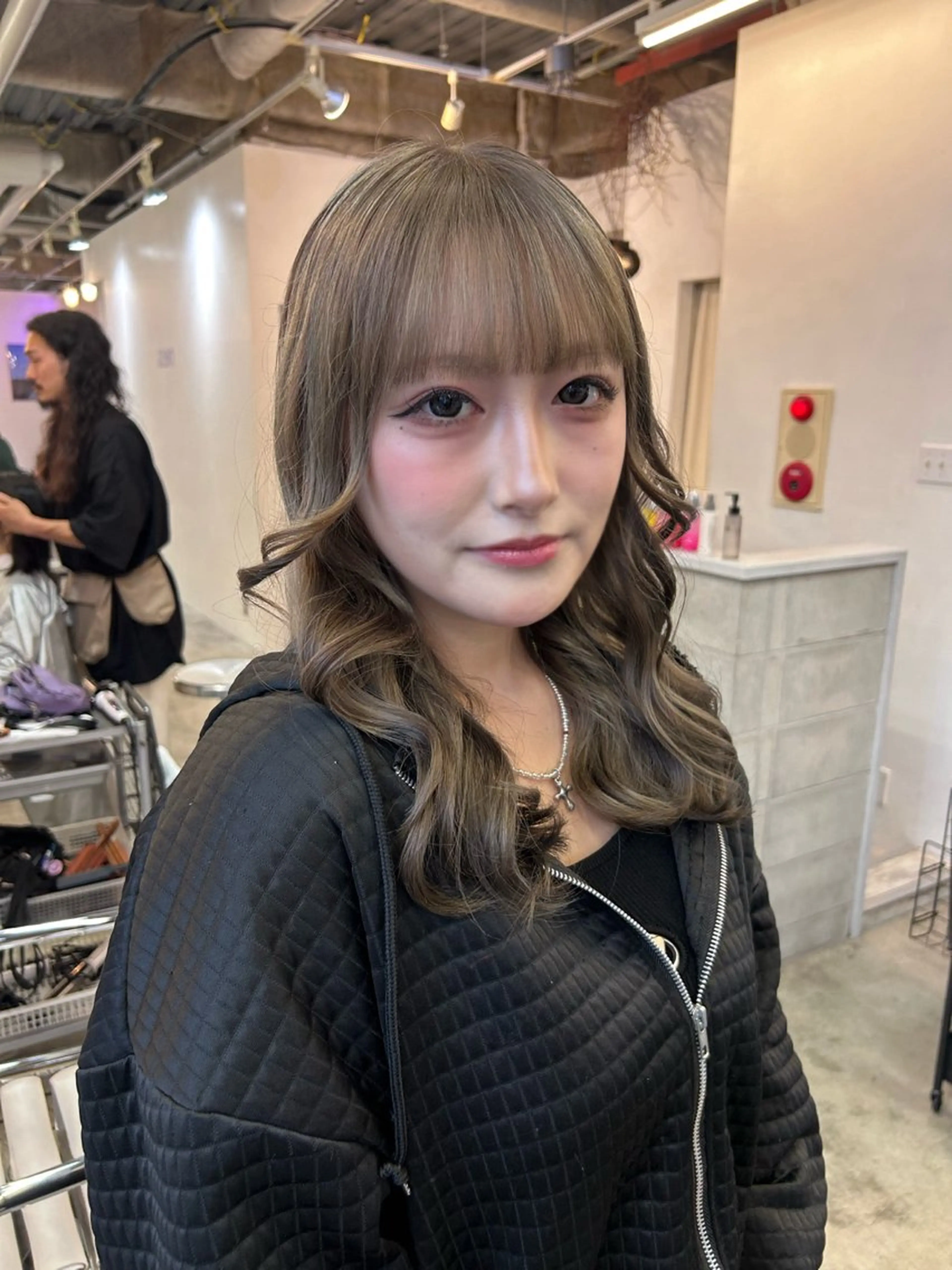 セミロング カラー 🐩🎀ness / ルリ🔮🍓のヘアスタイル